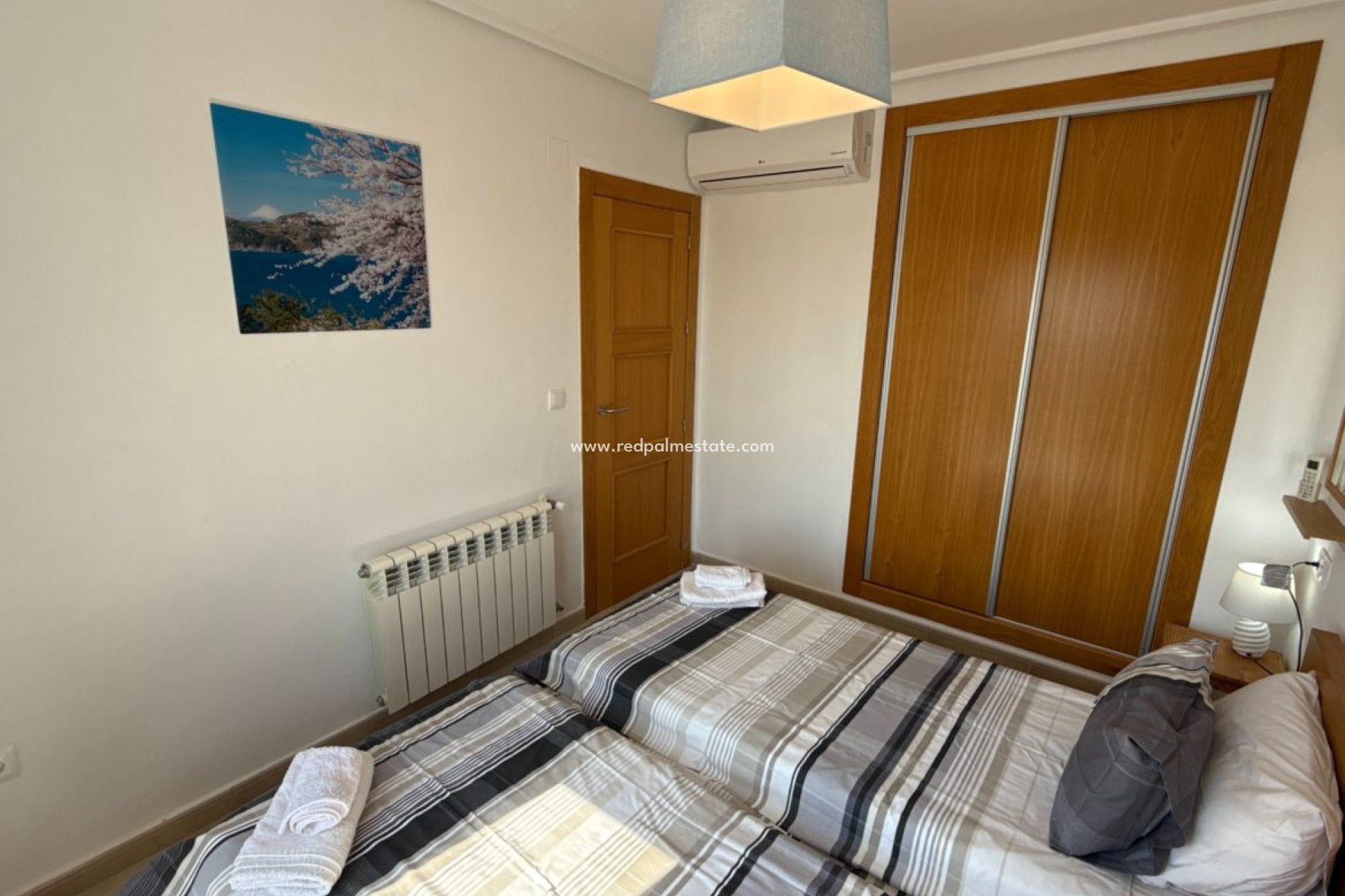 Reventa - Apartmentos -
La Torre Golf Resort - Inland