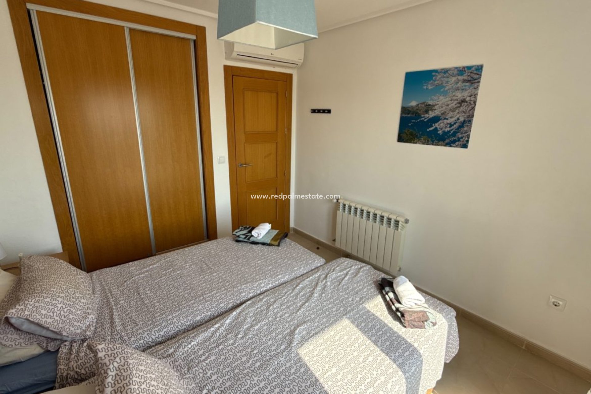 Reventa - Apartmentos -
La Torre Golf Resort - Inland