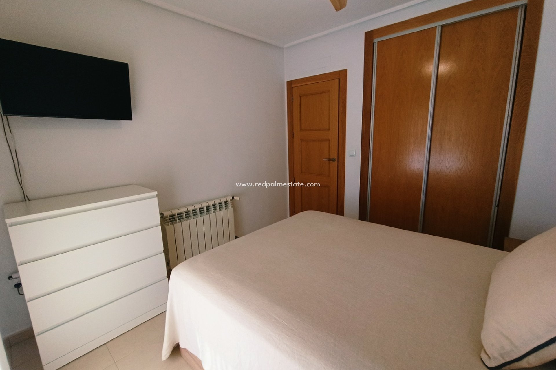 Reventa - Apartmentos -
La Torre Golf Resort - Inland