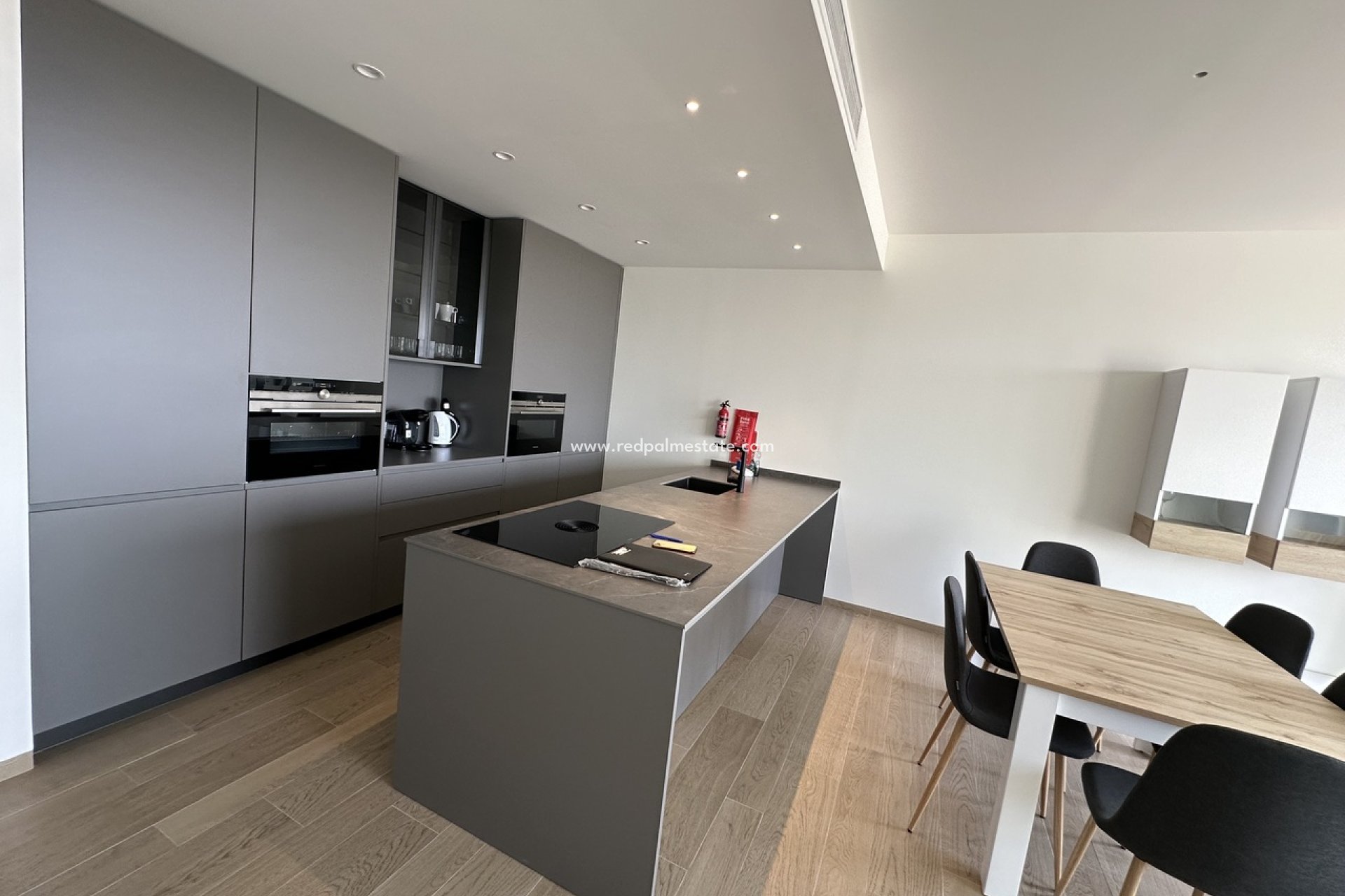 Reventa - Apartmentos -
Las Colinas Golf - Costa Blanca