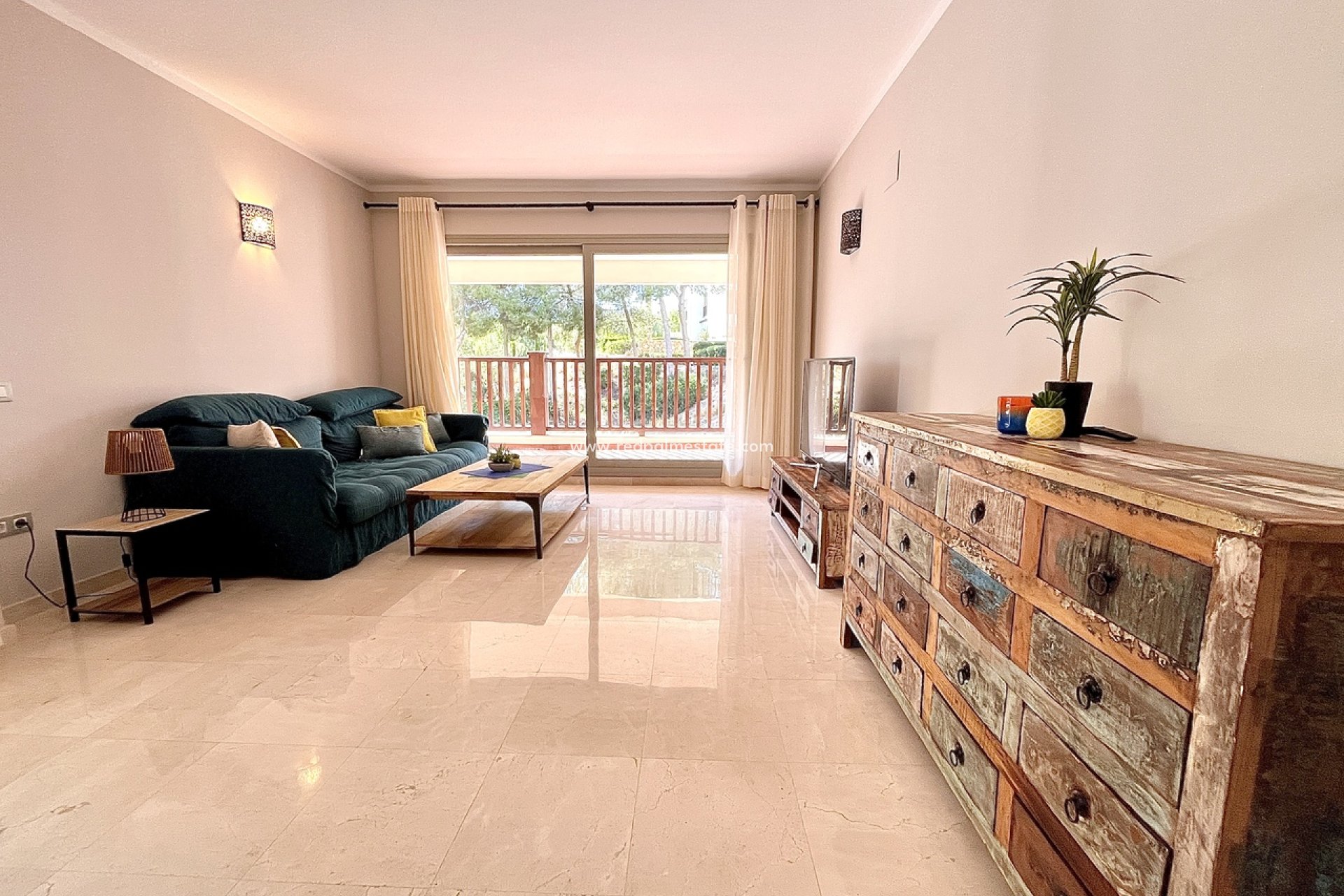 Reventa - Apartmentos -
Las Colinas Golf - Costa Blanca