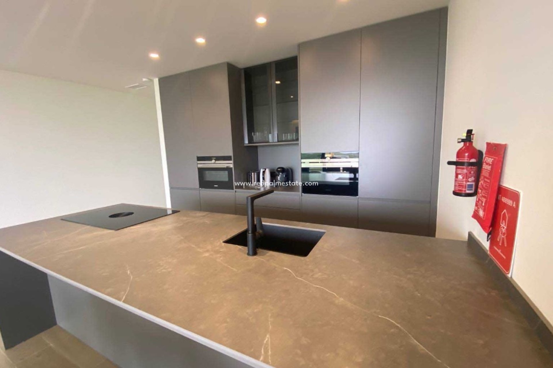 Reventa - Apartmentos -
Las Colinas - Las Colinas Golf