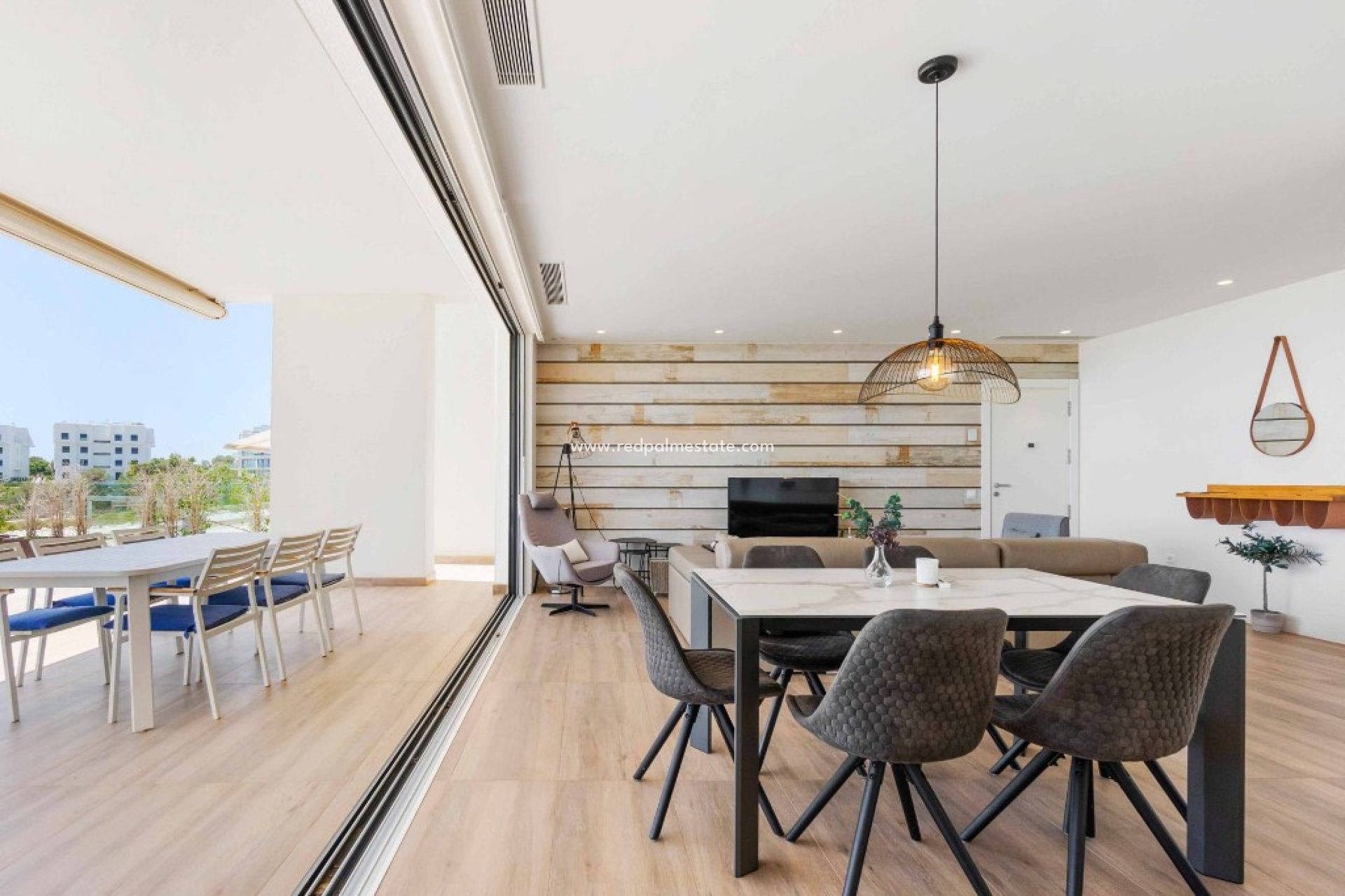 Reventa - Apartmentos -
Las Colinas - Las Colinas Golf