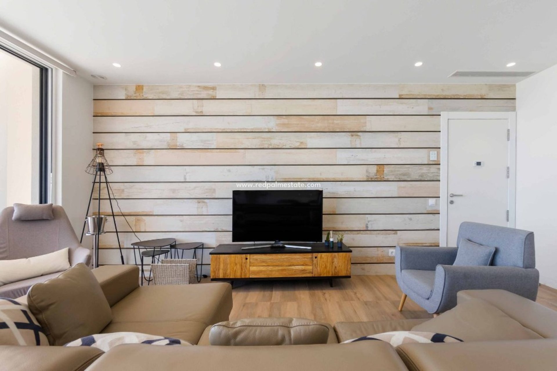 Reventa - Apartmentos -
Las Colinas - Las Colinas Golf