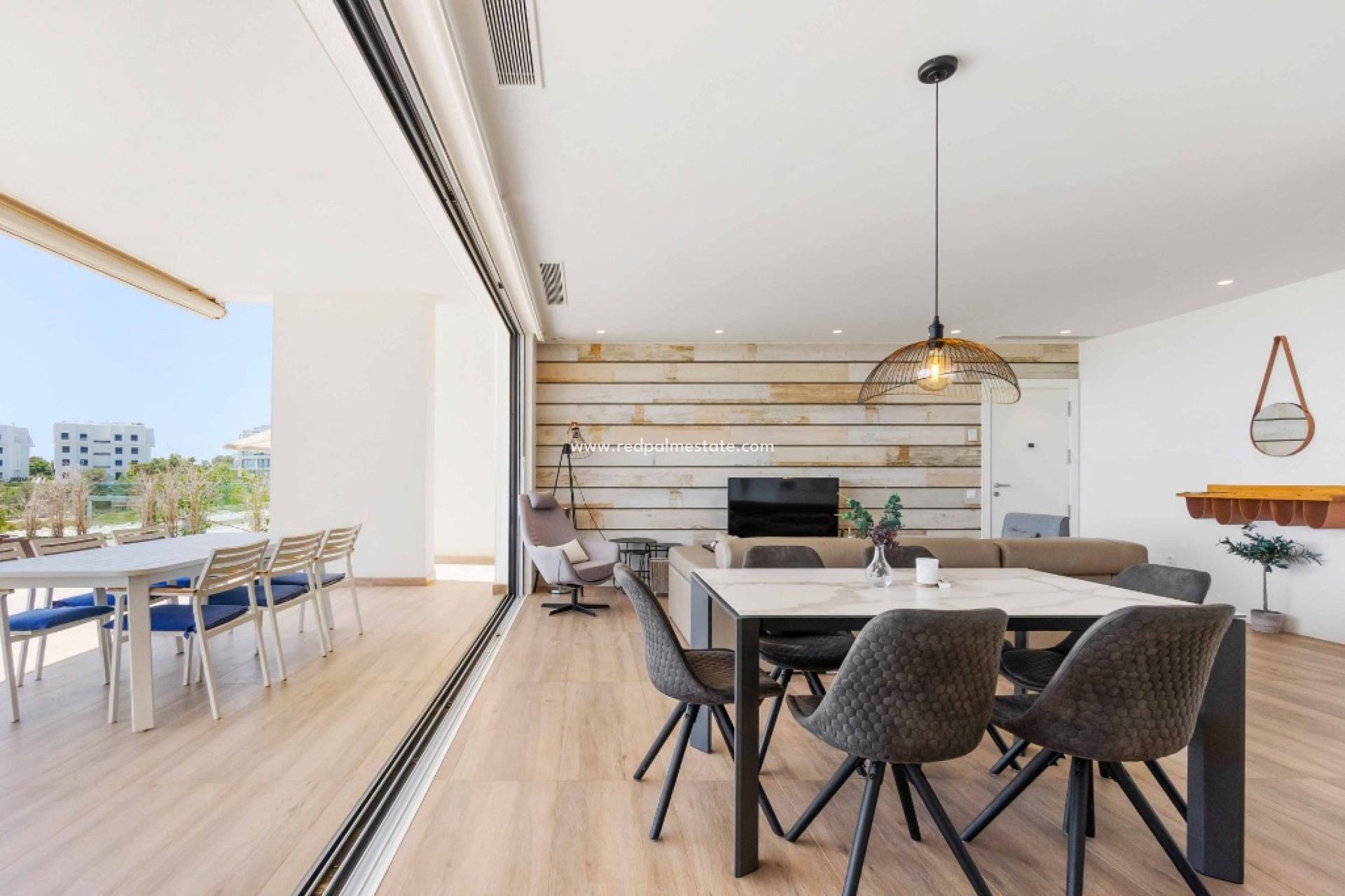 Reventa - Apartmentos -
Las Colinas - Las Colinas Golf