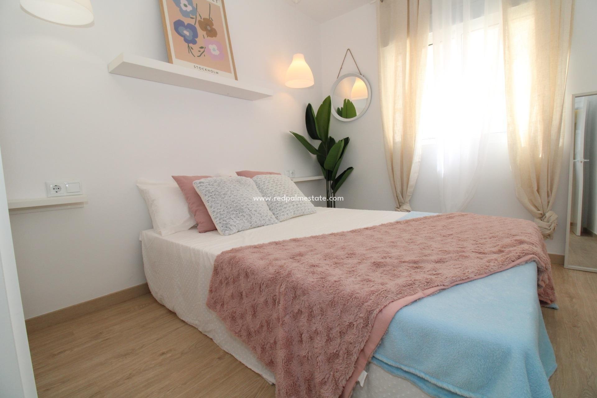 Reventa - Apartmentos -
Lo Pagan - LA PUNTICA