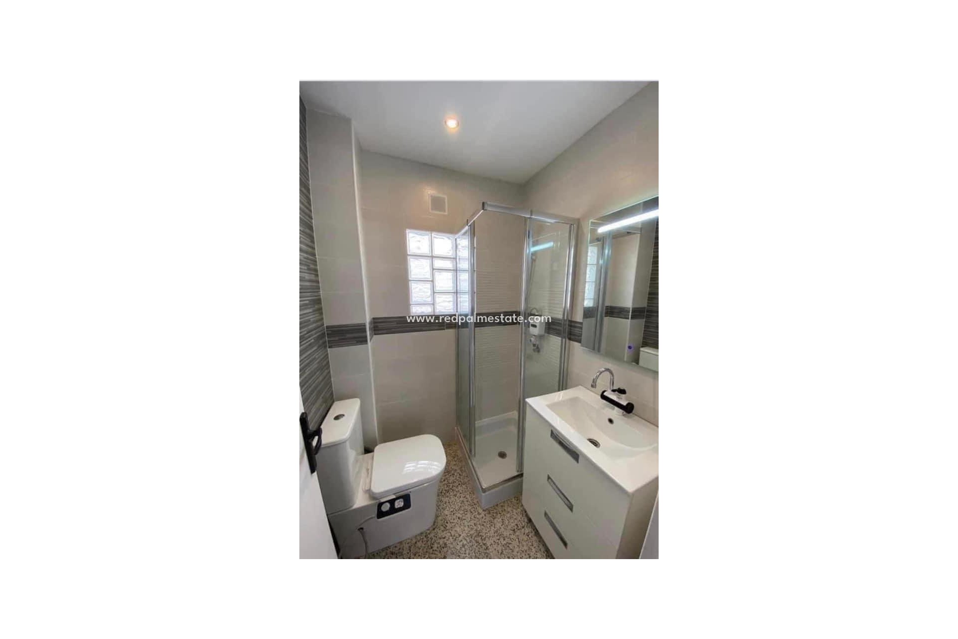 Reventa - Apartmentos -
Lo Pagan - Lo pagan