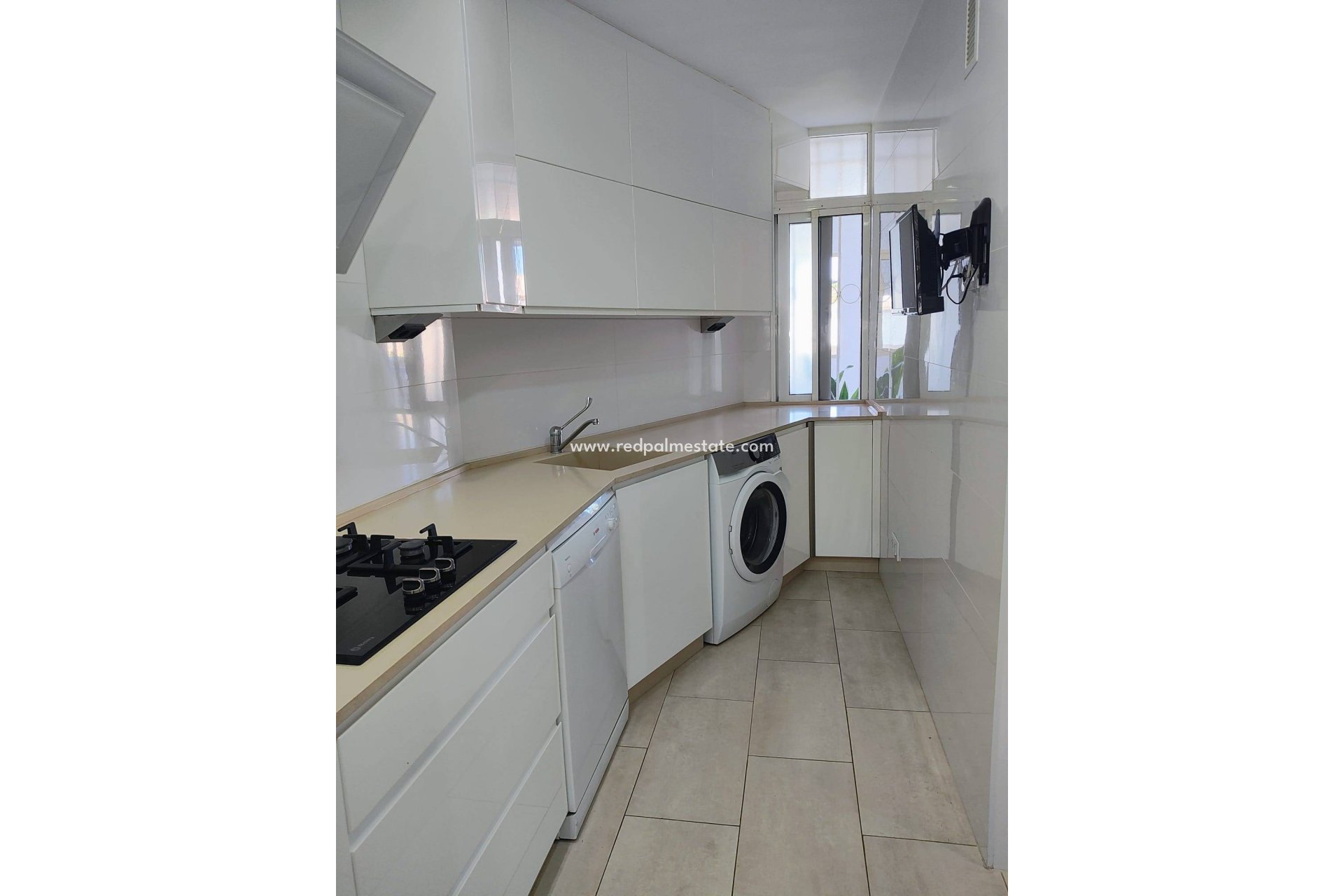 Reventa - Apartmentos -
Lo Pagan - Villananitos