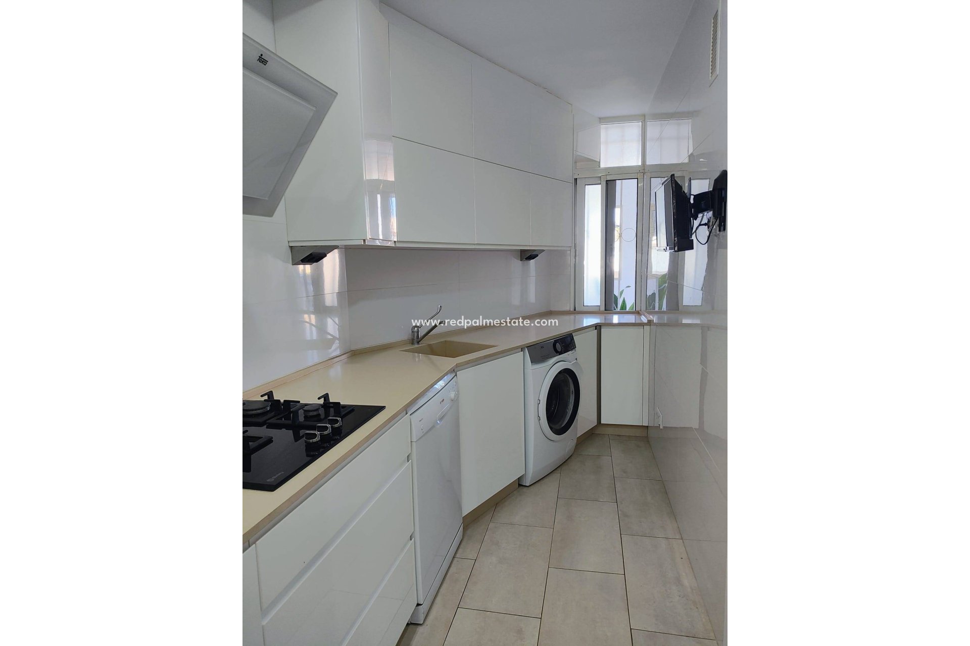 Reventa - Apartmentos -
Lo Pagan - Villananitos