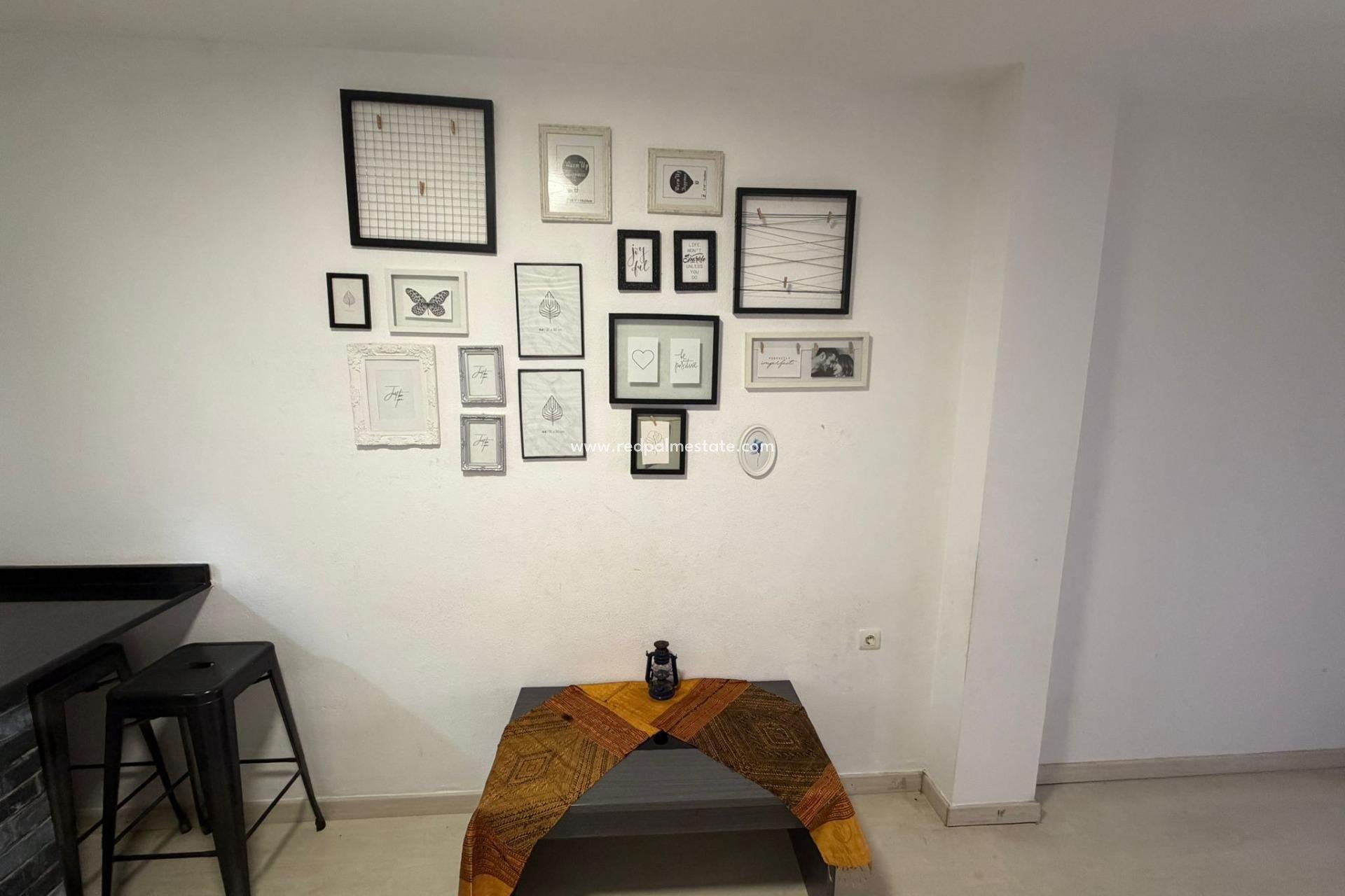 Reventa - Apartmentos -
Lo Pagan - Villananitos