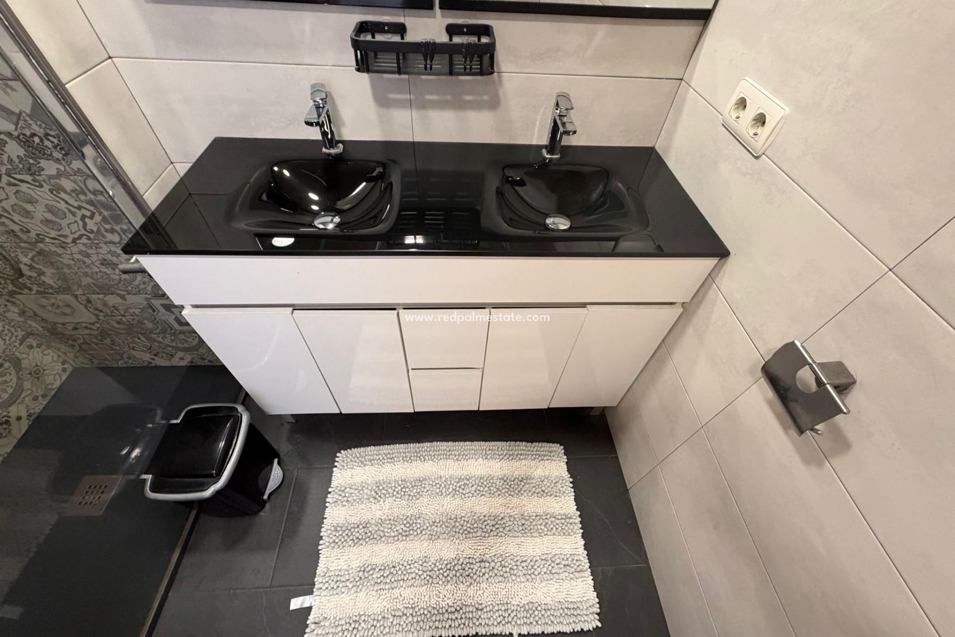 Reventa - Apartmentos -
Lo Pagan - Villananitos