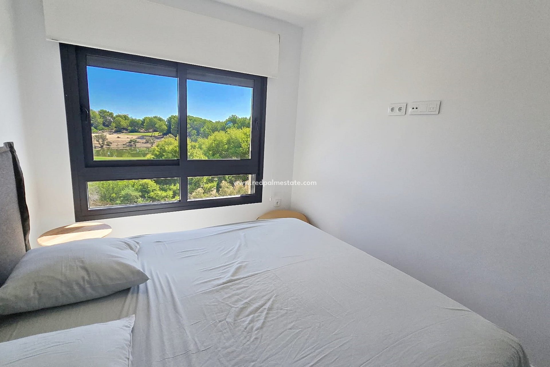 Reventa - Apartmentos -
Lo Romero Golf Course - Inland