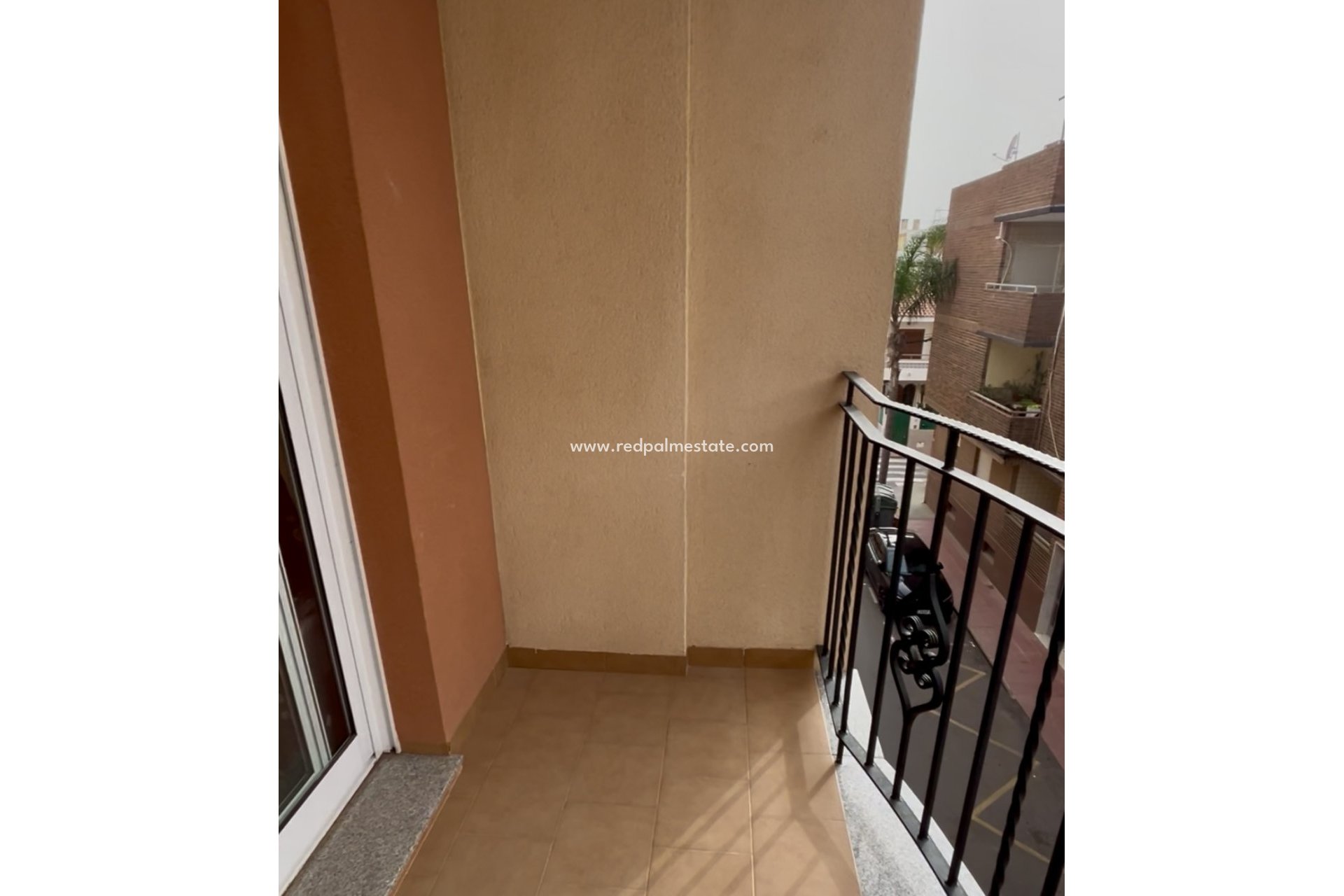 Reventa - Apartmentos -
Los Alczares - Los Alcazares