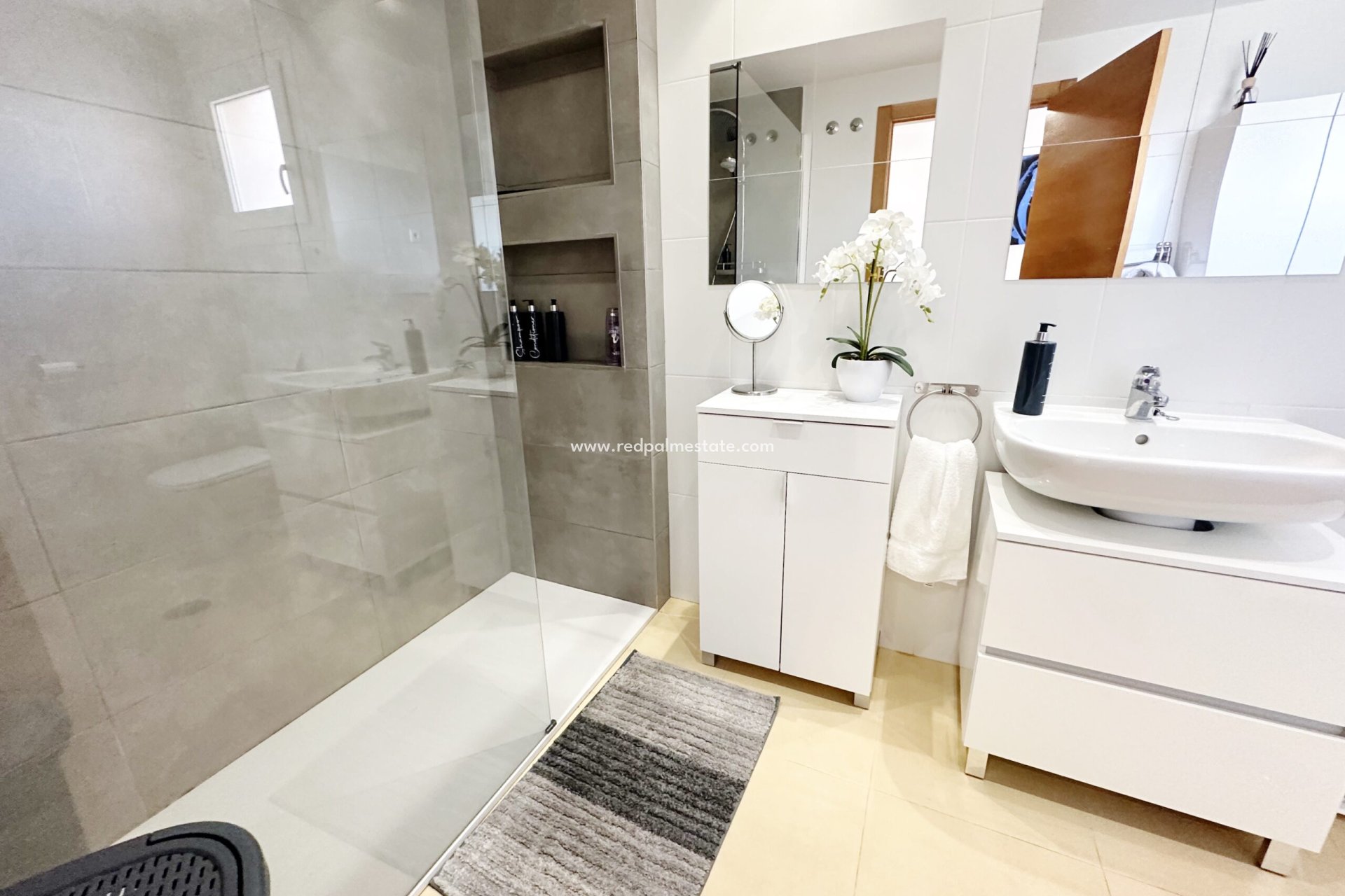 Reventa - Apartmentos -
Mar Menor Golf Resort - Inland