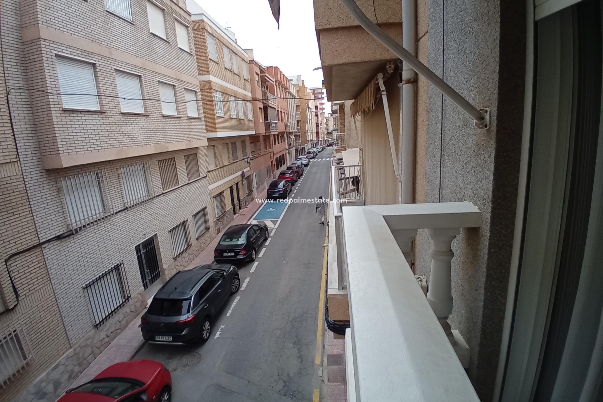 Reventa - Apartmentos -
Mazarron - Paseo