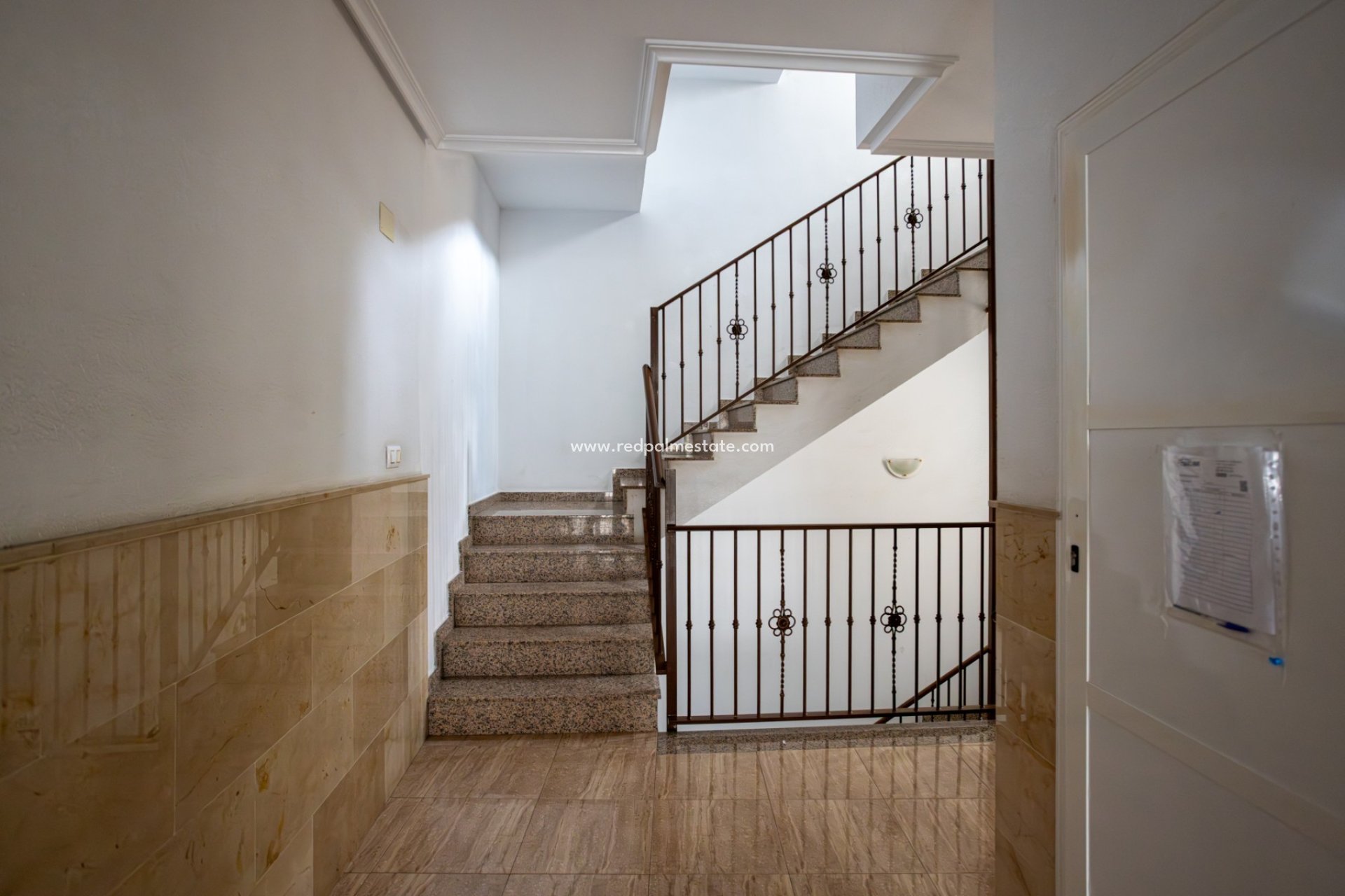 Reventa - Apartmentos -
Montesinos - Los Montesinos