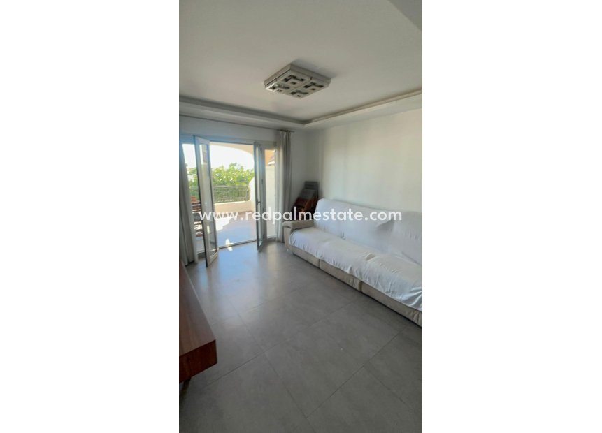 Reventa - Apartmentos -
Orihuela Costa - Cabo Roig