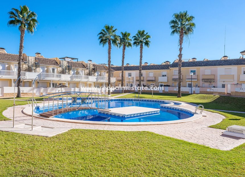 Reventa - Apartmentos -
Orihuela Costa - Cabo Roig