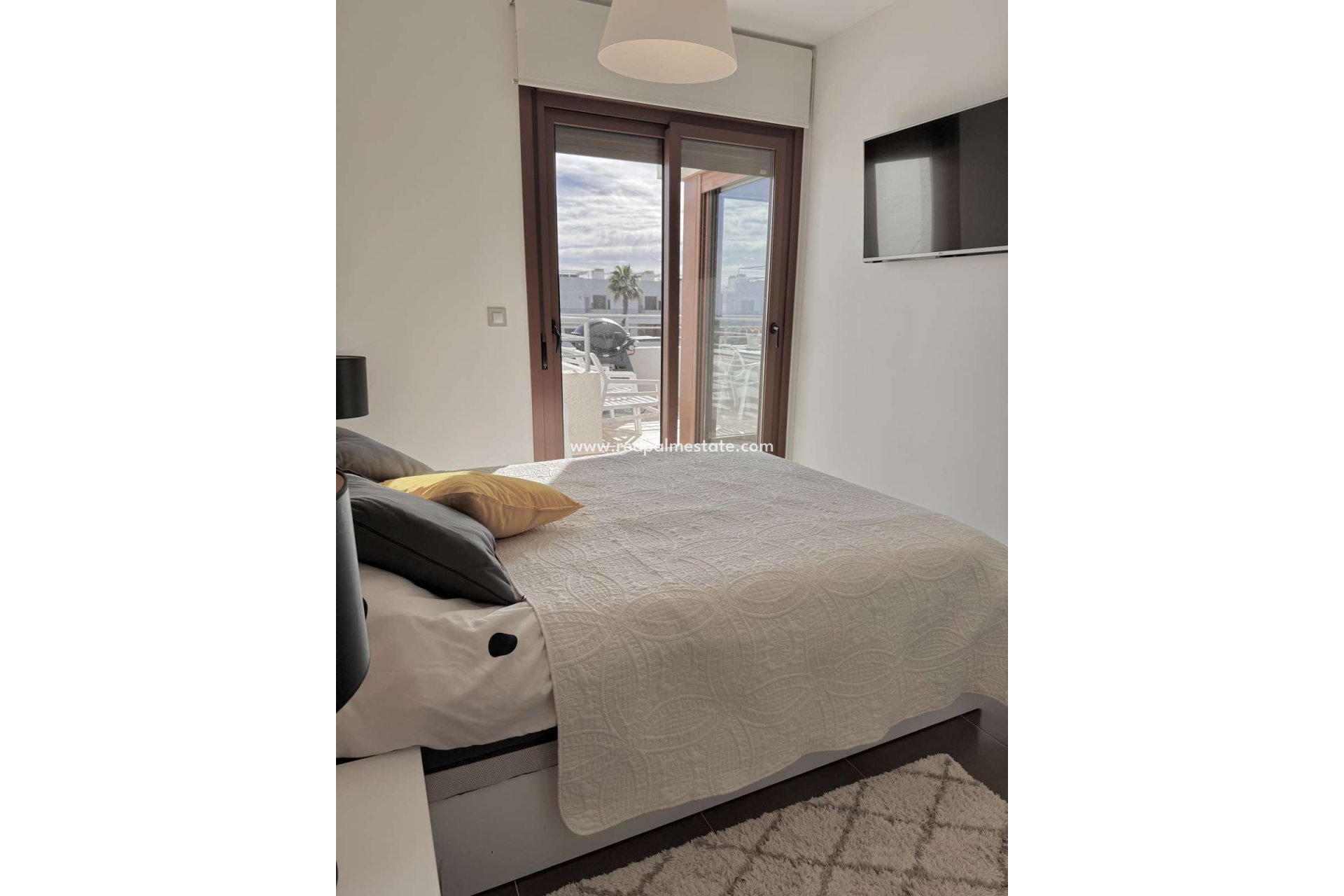 Reventa - Apartmentos -
Orihuela Costa - Cabo Roig