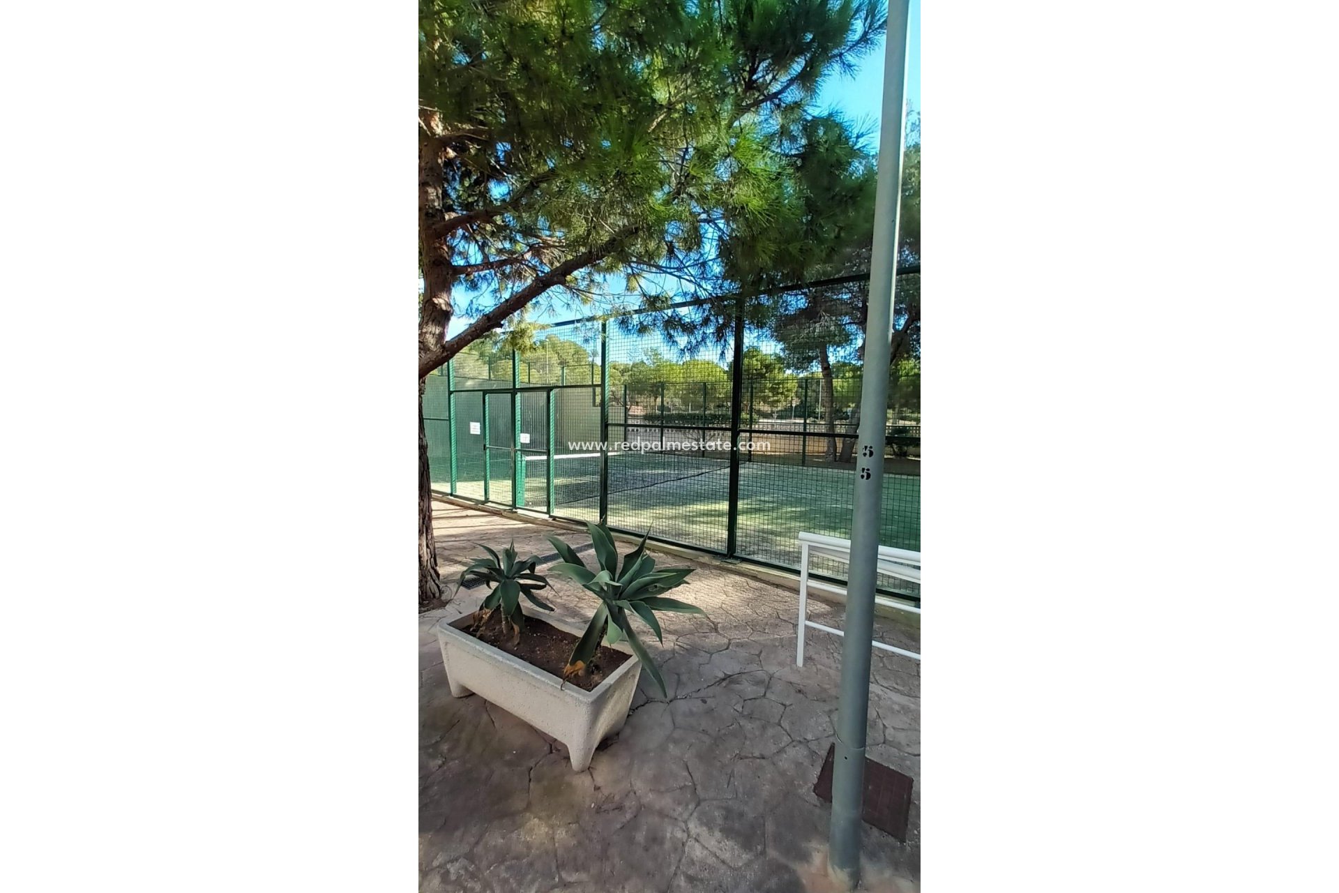 Reventa - Apartmentos -
Orihuela Costa - Campoamor