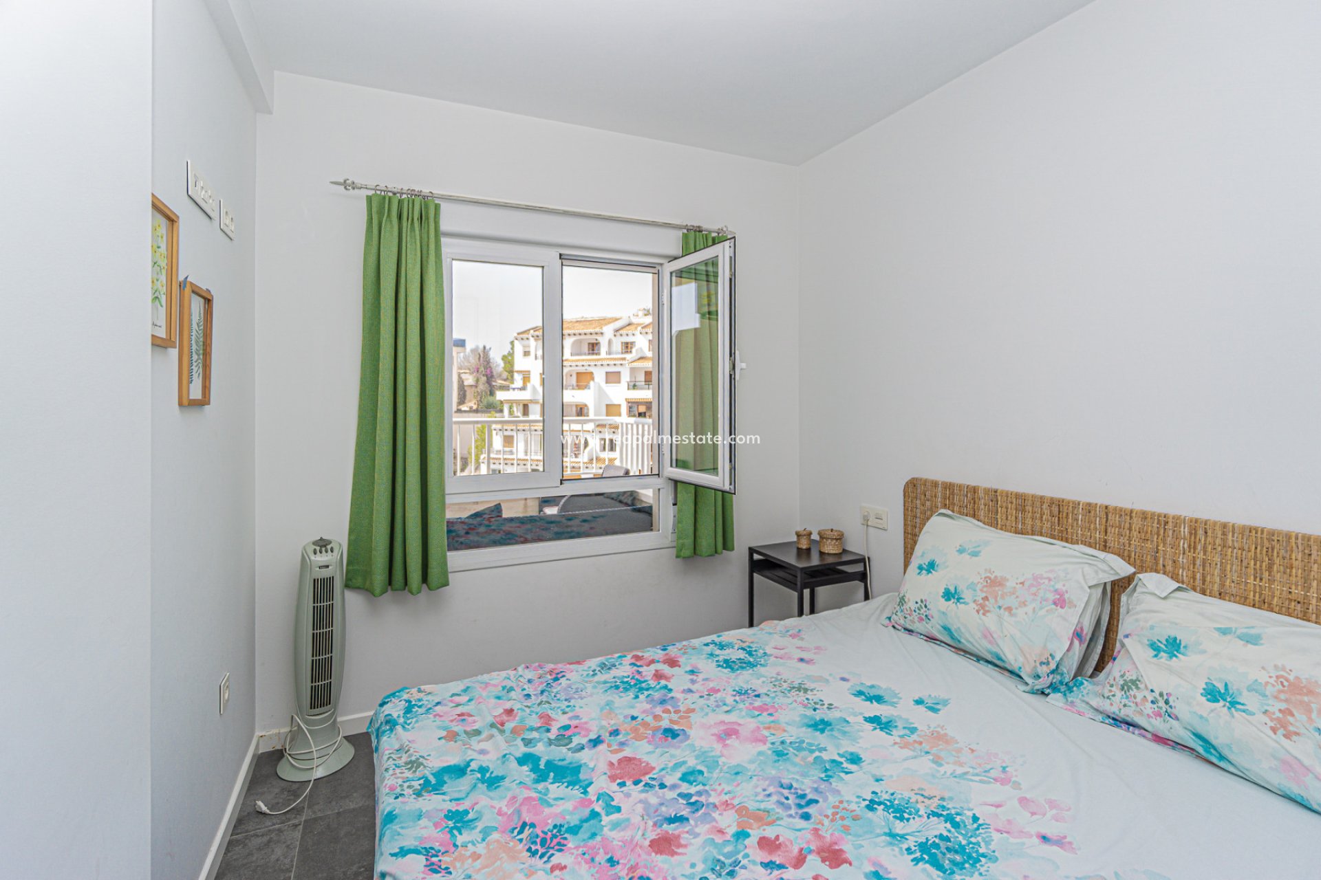 Reventa - Apartmentos -
Orihuela Costa - Campoamor