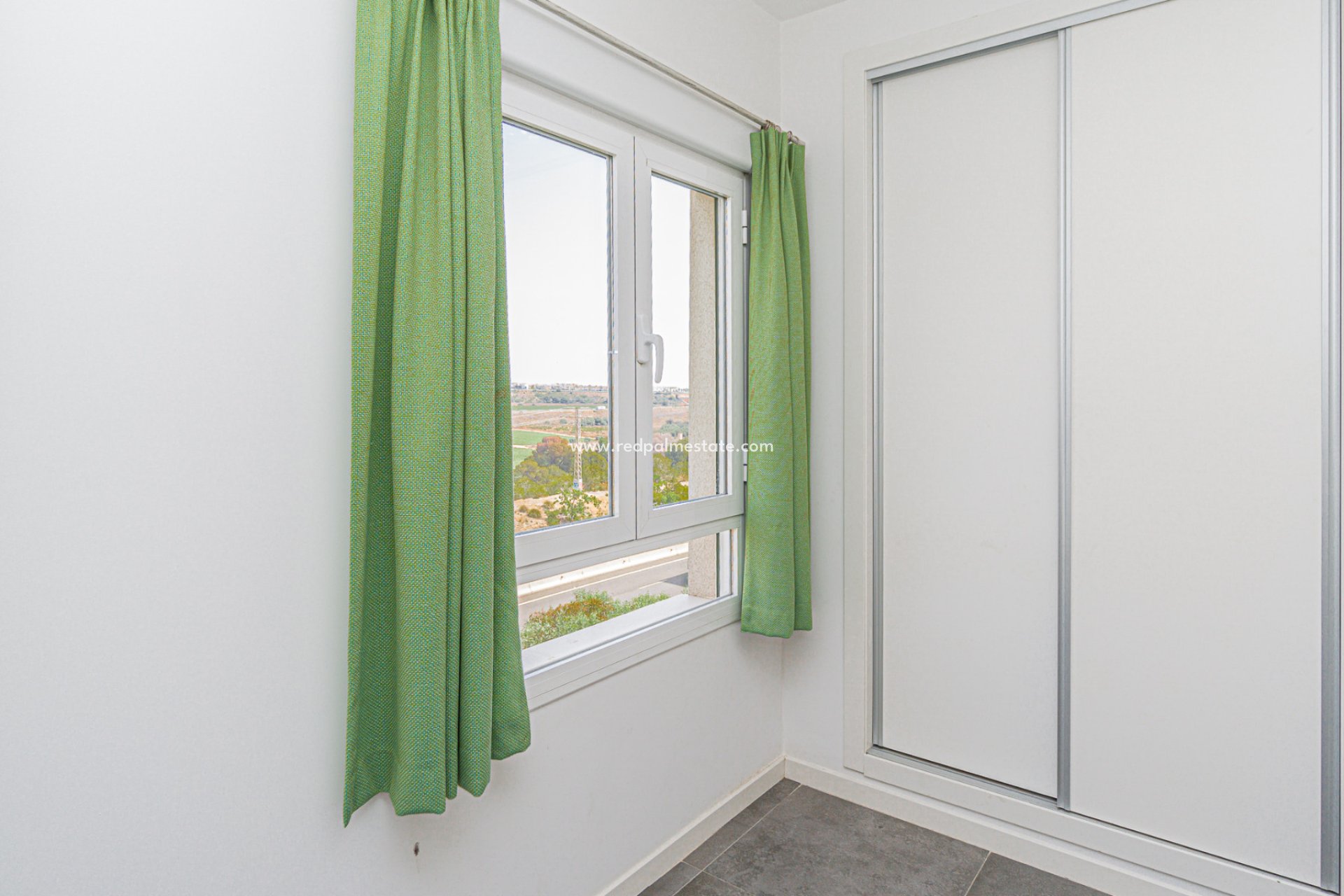 Reventa - Apartmentos -
Orihuela Costa - Campoamor