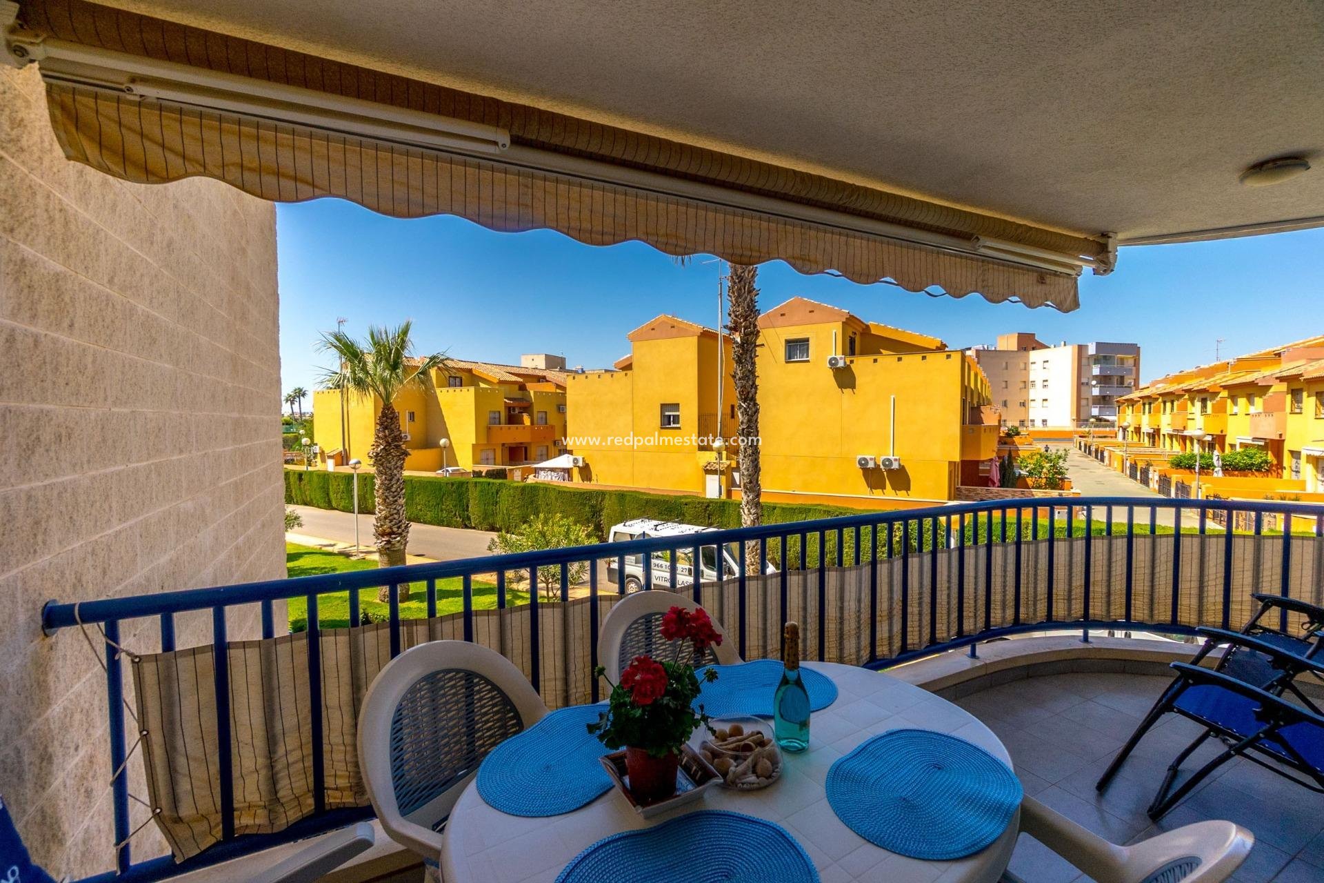 Reventa - Apartmentos -
Orihuela Costa - Campoamor