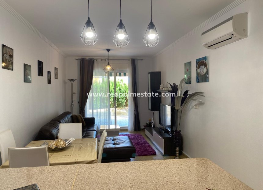 Reventa - Apartmentos -
Orihuela Costa - Campoamor