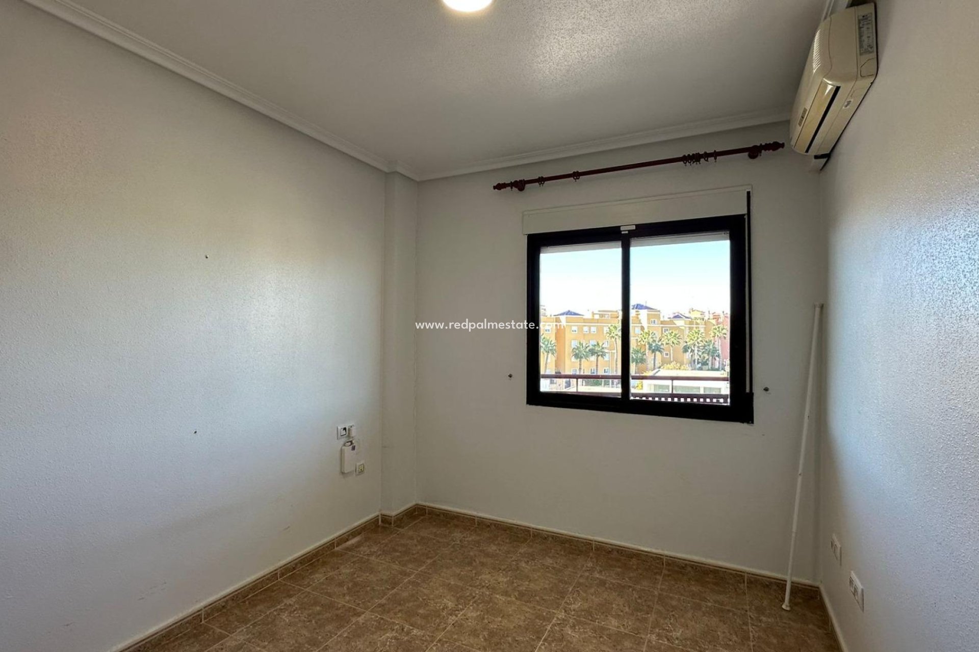 Reventa - Apartmentos -
Orihuela Costa - Campoamor