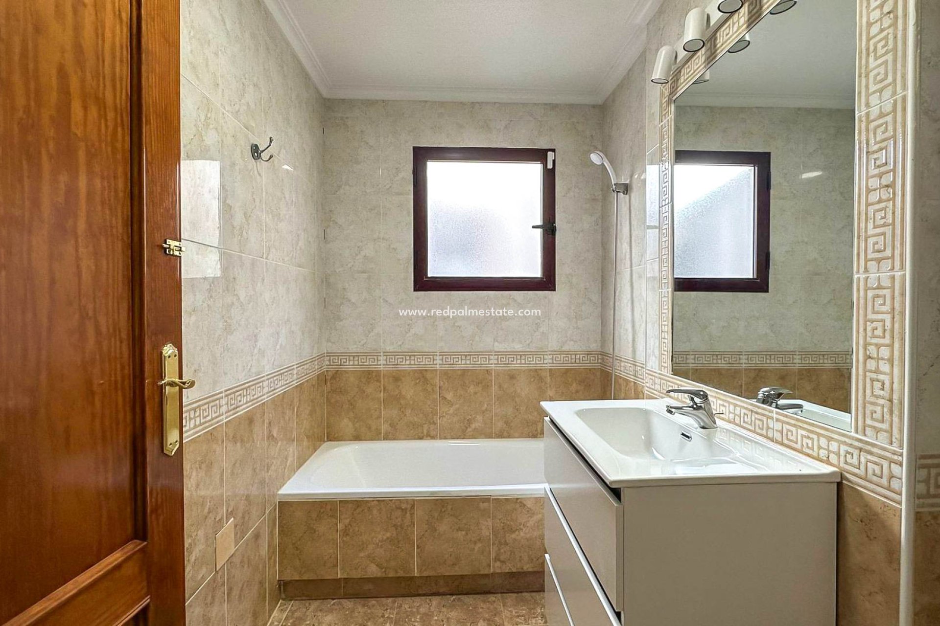 Reventa - Apartmentos -
Orihuela Costa - Campoamor