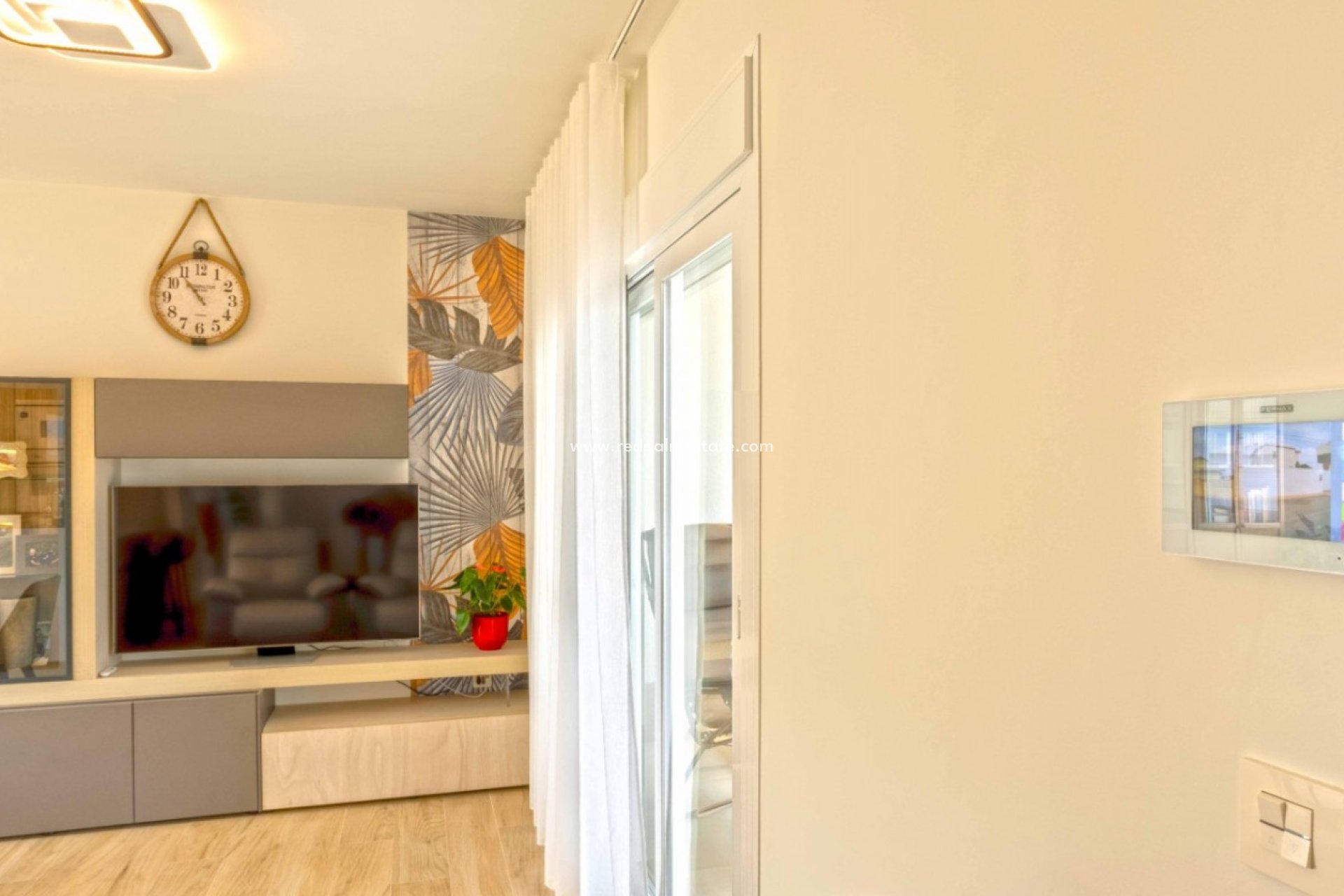 Reventa - Apartmentos -
Orihuela Costa - Costa Blanca