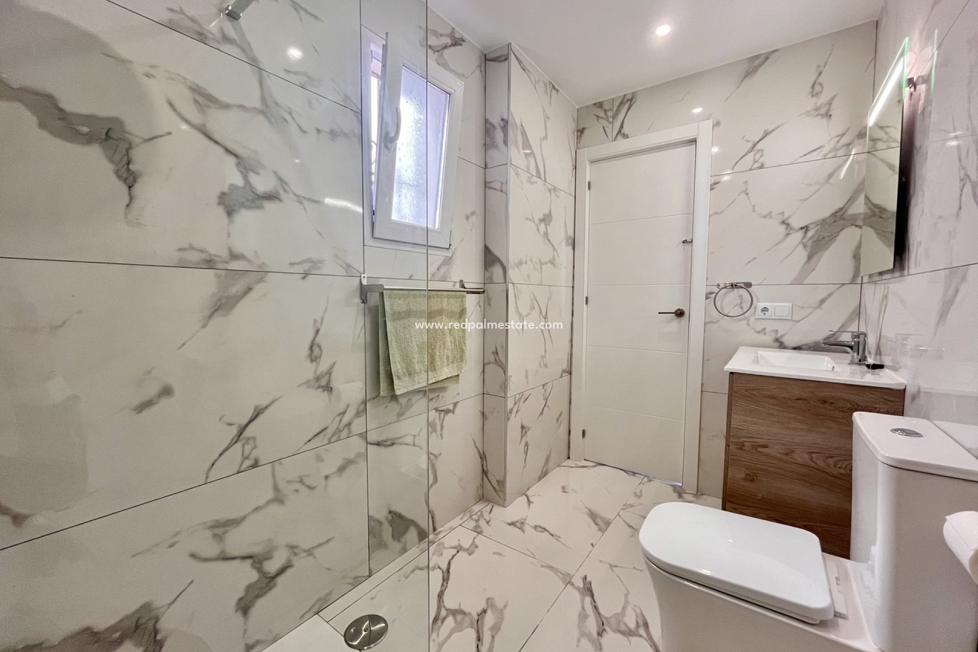 Reventa - Apartmentos -
Orihuela Costa - Costa Blanca