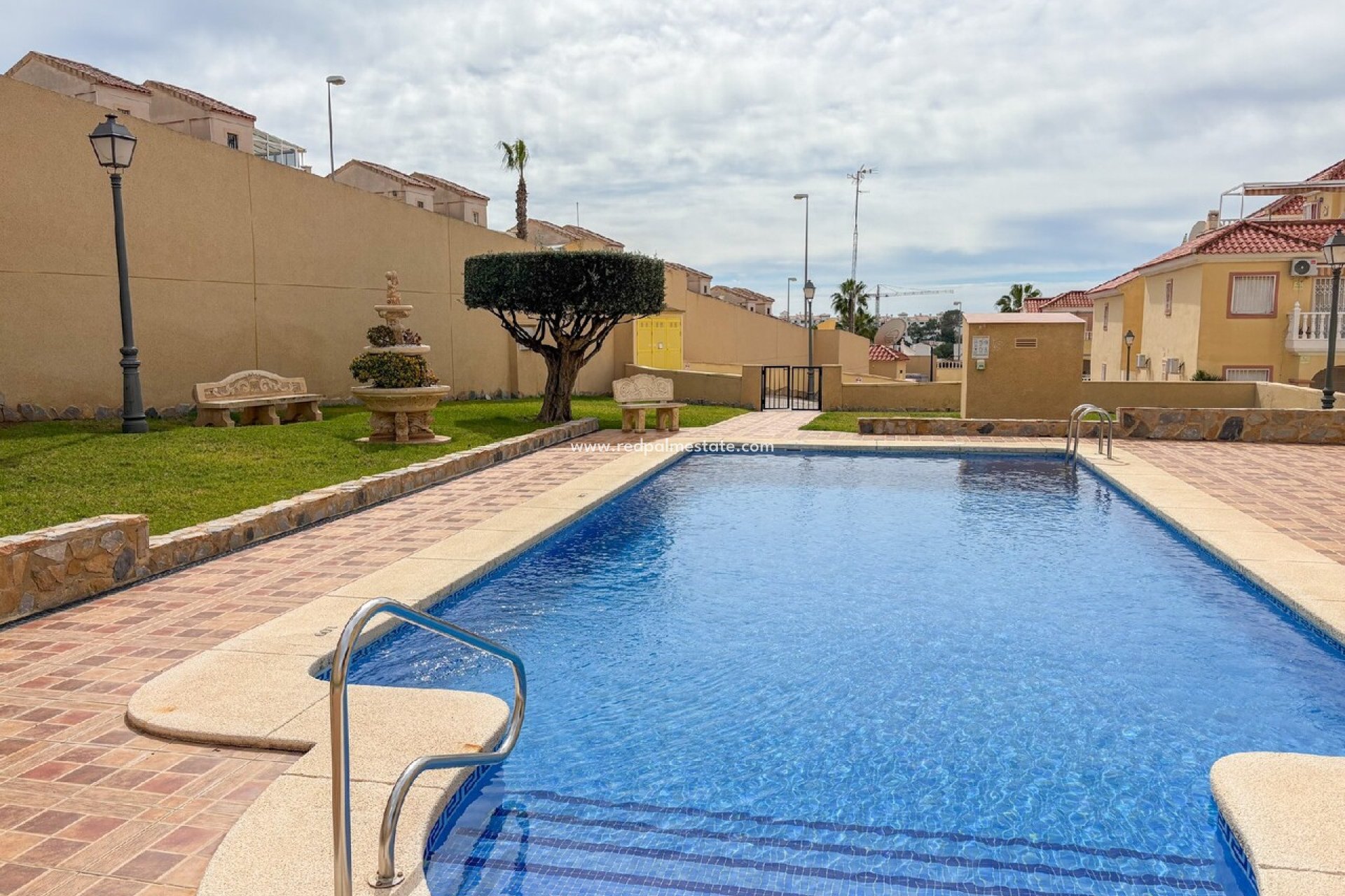 Reventa - Apartmentos -
Orihuela Costa - Costa Blanca