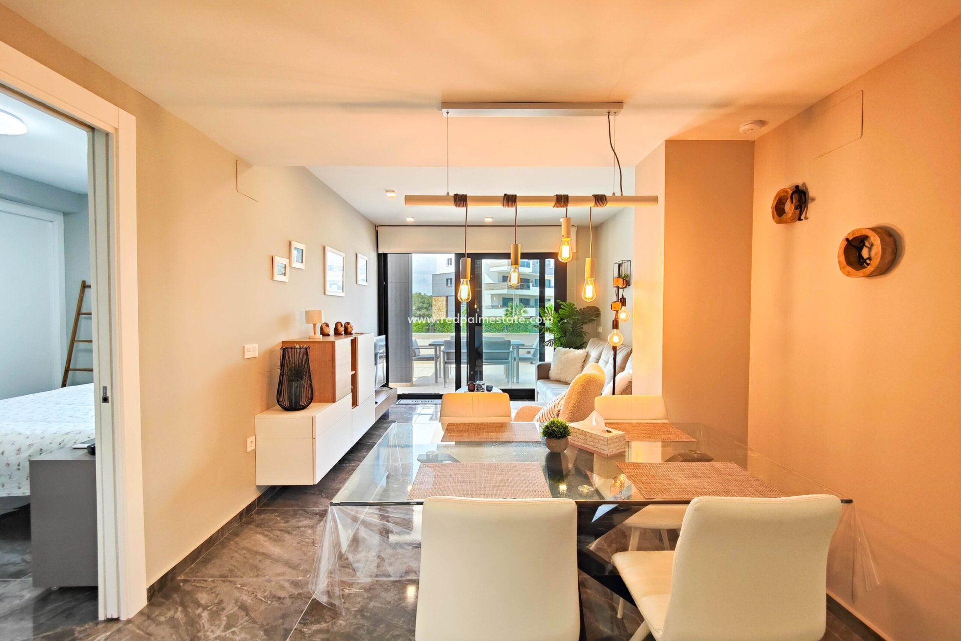 Reventa - Apartmentos -
Orihuela Costa - Costa Blanca