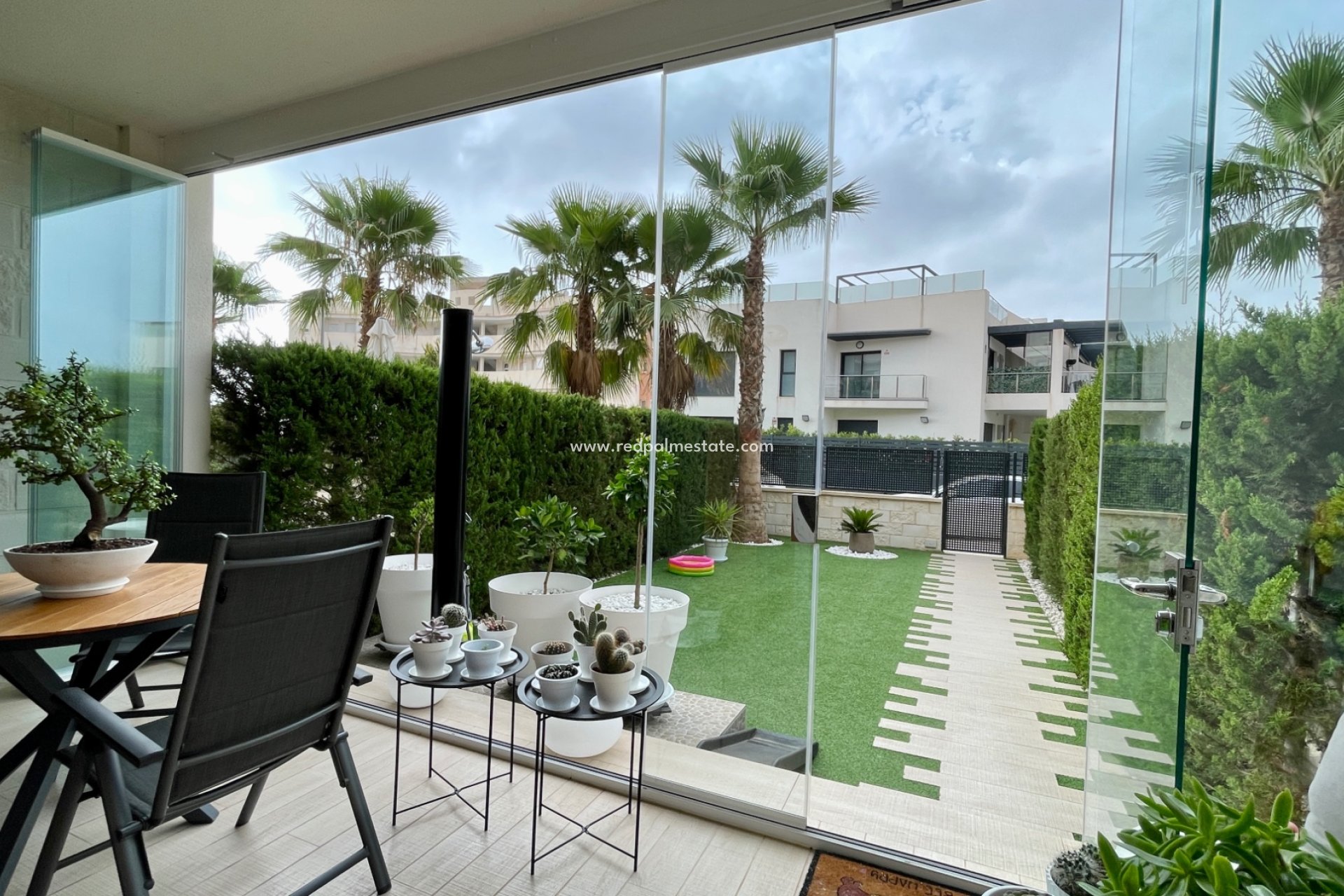 Reventa - Apartmentos -
Orihuela Costa - Costa Blanca