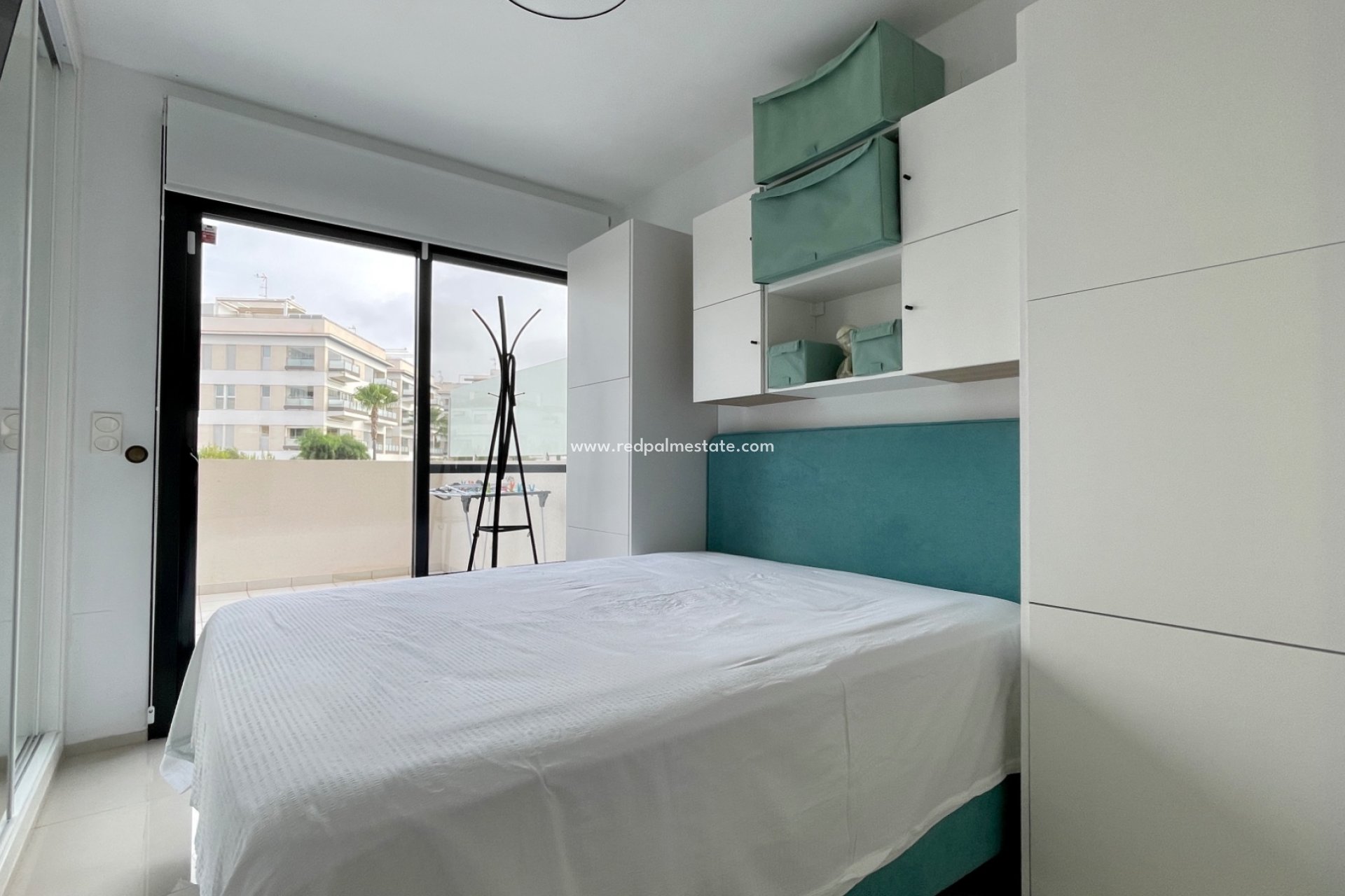 Reventa - Apartmentos -
Orihuela Costa - Costa Blanca