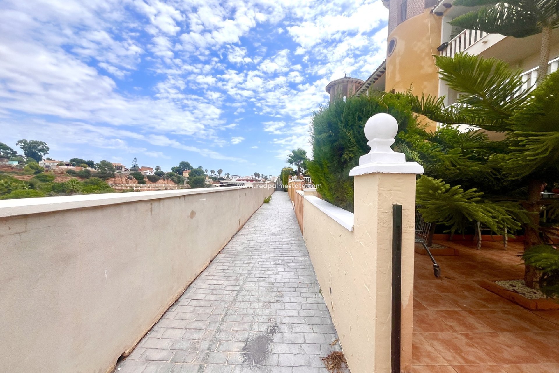 Reventa - Apartmentos -
Orihuela Costa - Costa Blanca