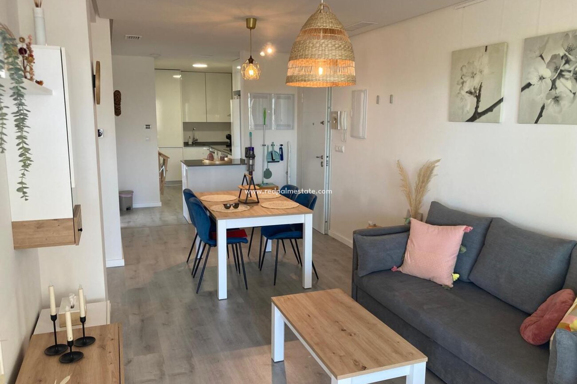 Reventa - Apartmentos -
Orihuela Costa - Costa Blanca