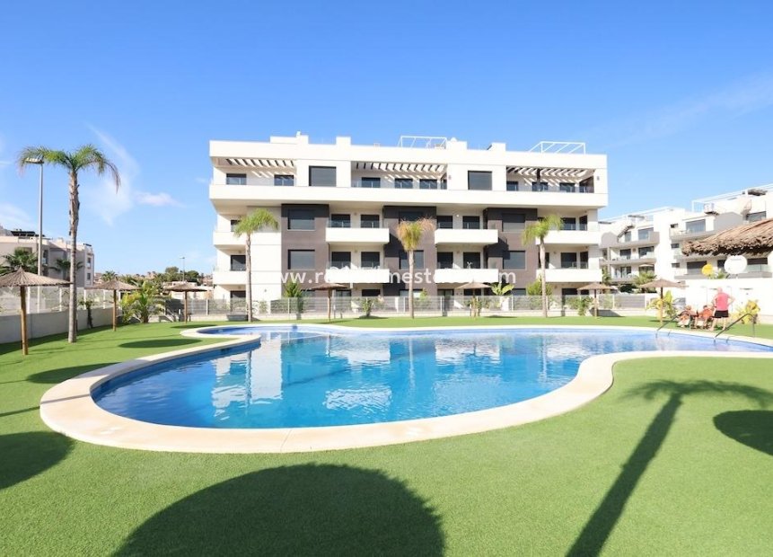 Reventa - Apartmentos -
Orihuela Costa - Costa Blanca