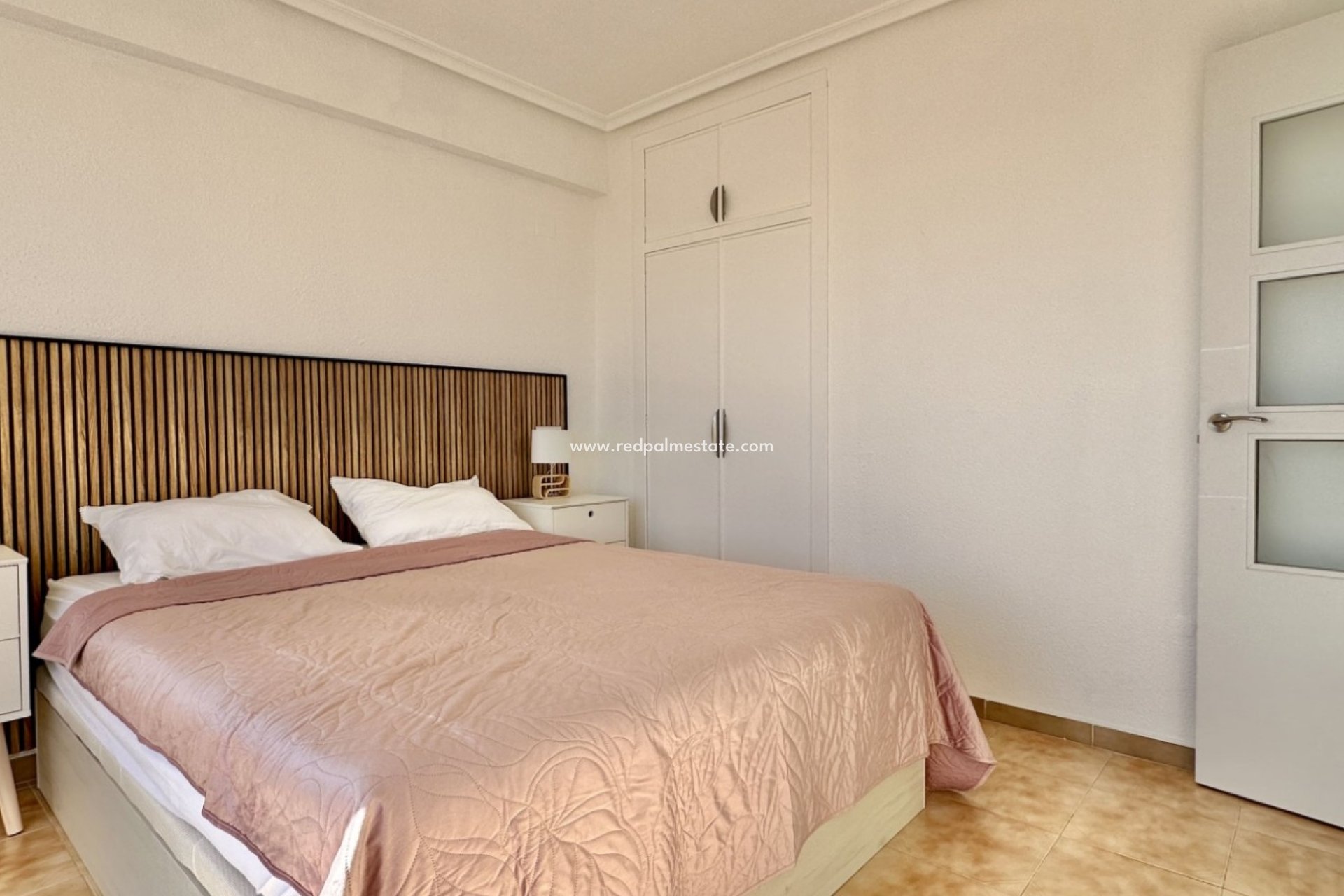 Reventa - Apartmentos -
Orihuela Costa - Costa Blanca