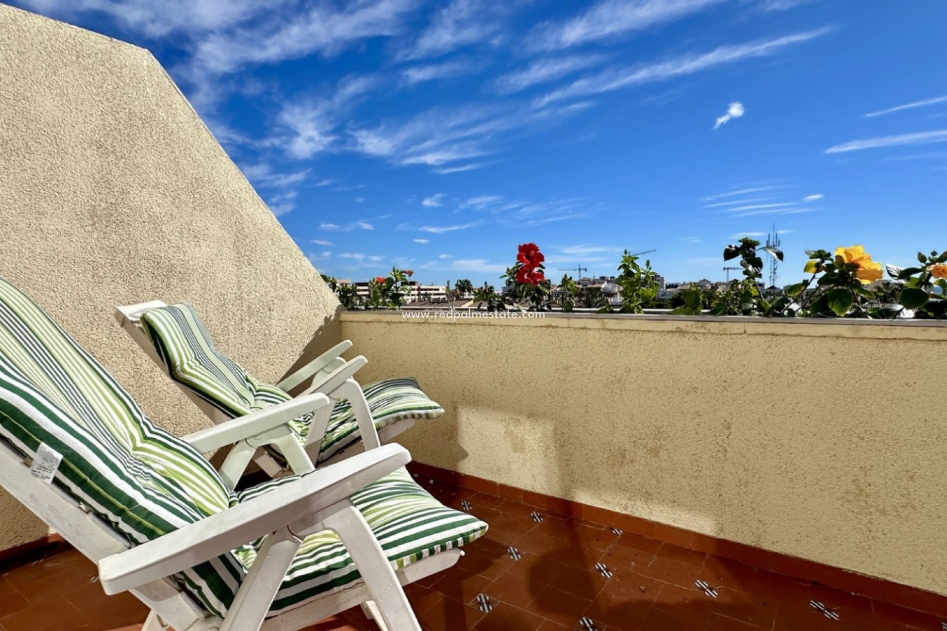 Reventa - Apartmentos -
Orihuela Costa - Costa Blanca