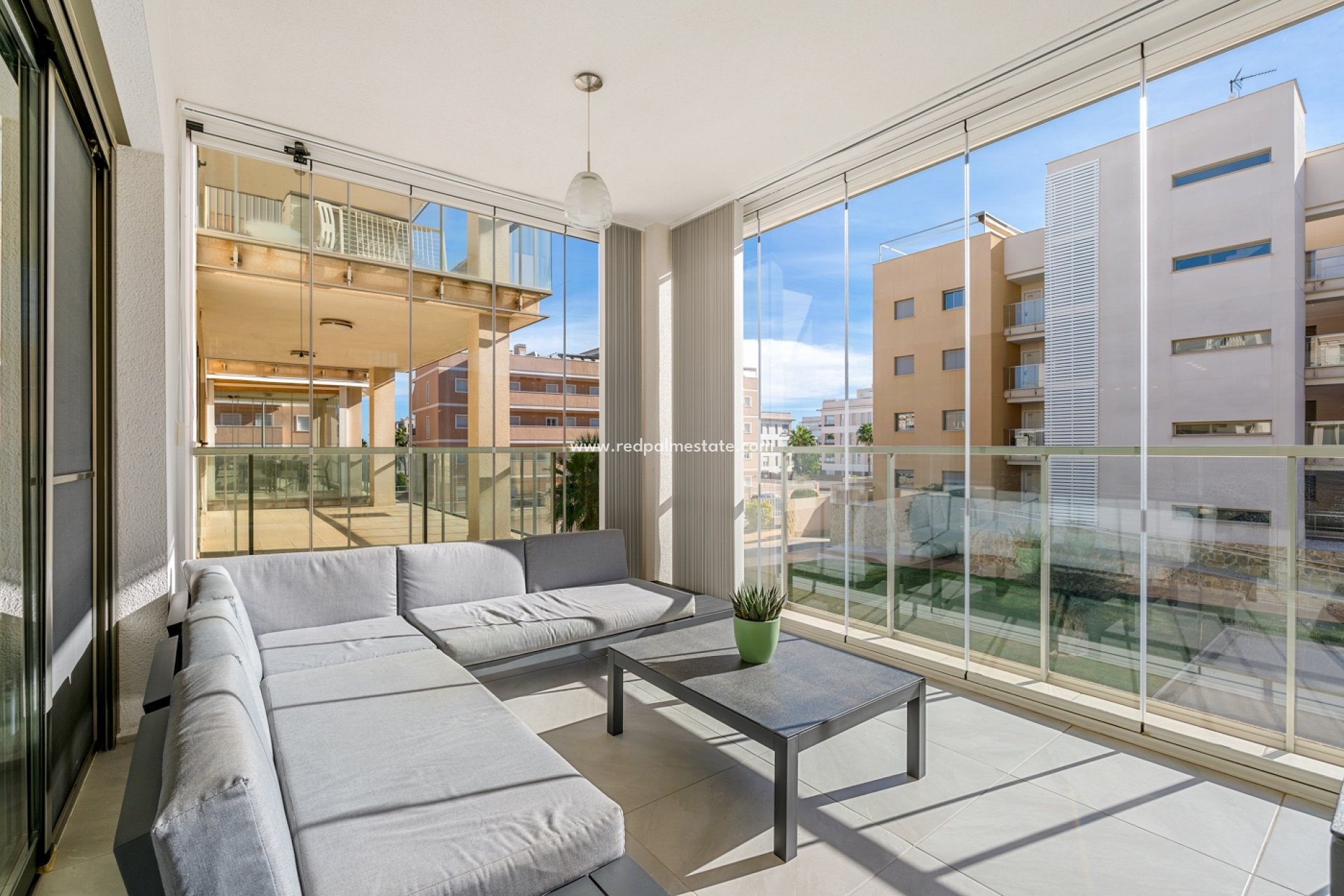 Reventa - Apartmentos -
Orihuela Costa - Costa Blanca