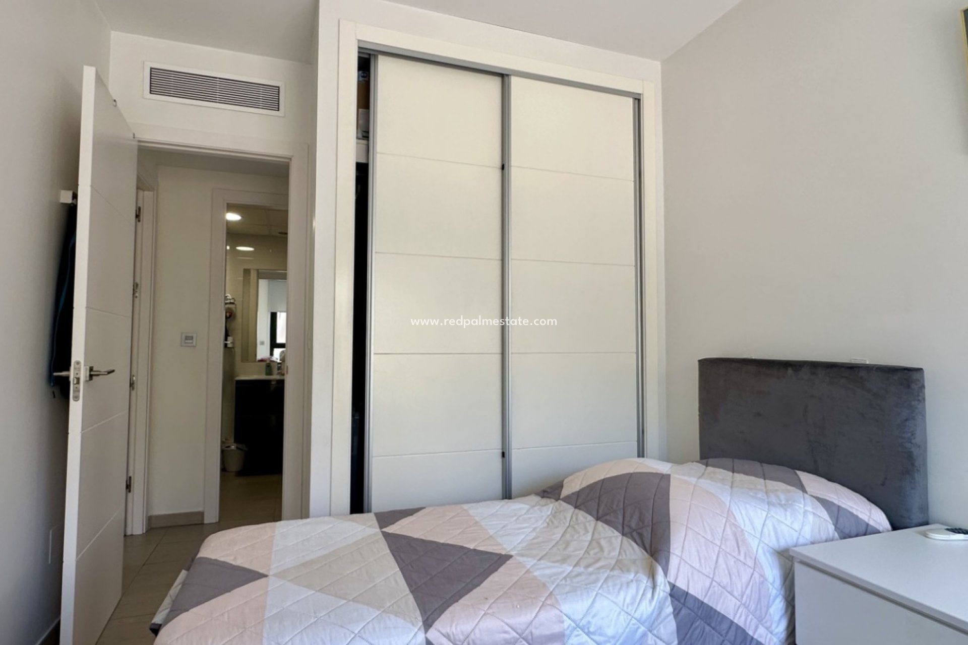 Reventa - Apartmentos -
Orihuela Costa - Costa Blanca