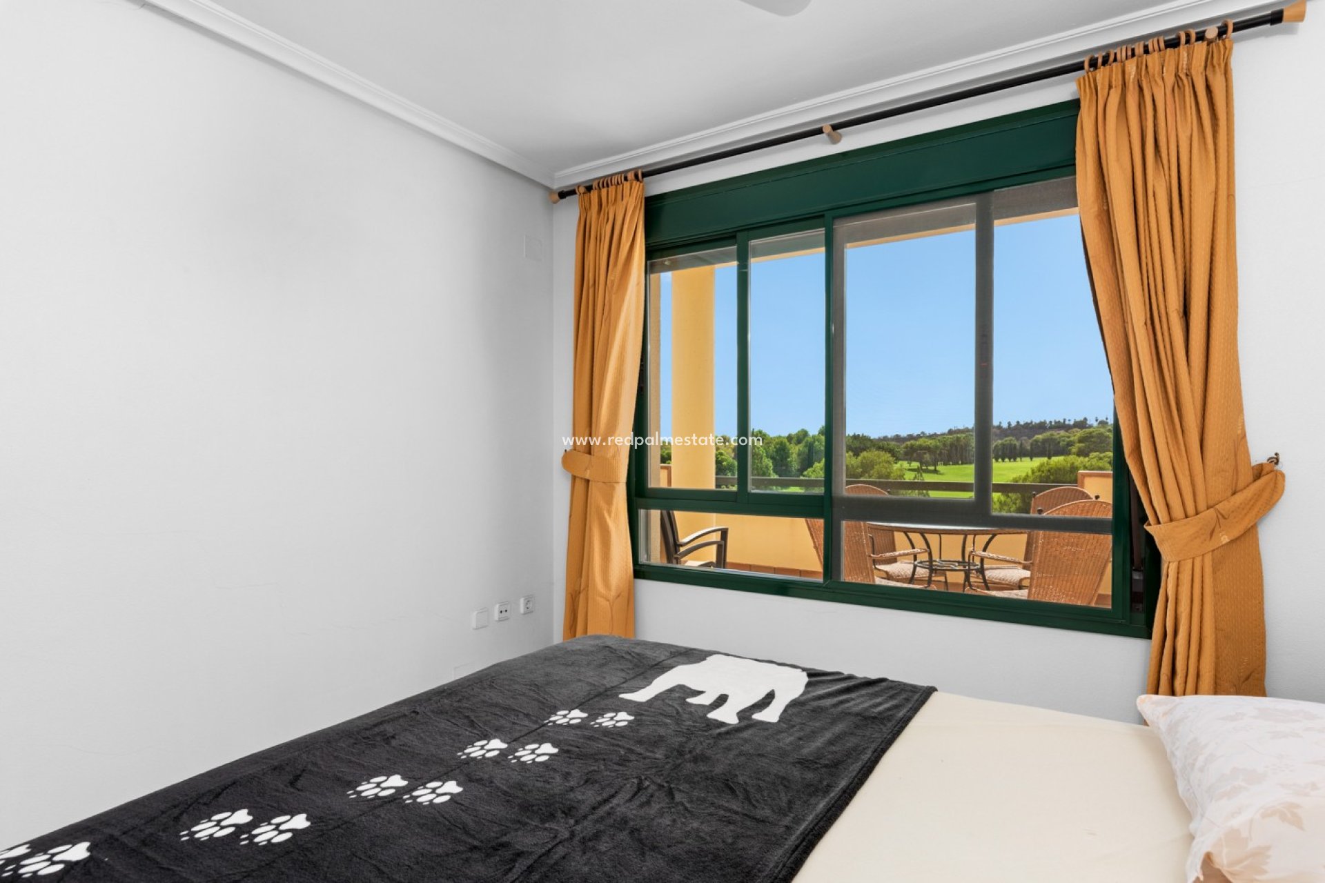 Reventa - Apartmentos -
Orihuela Costa - Dehesa de campoamor