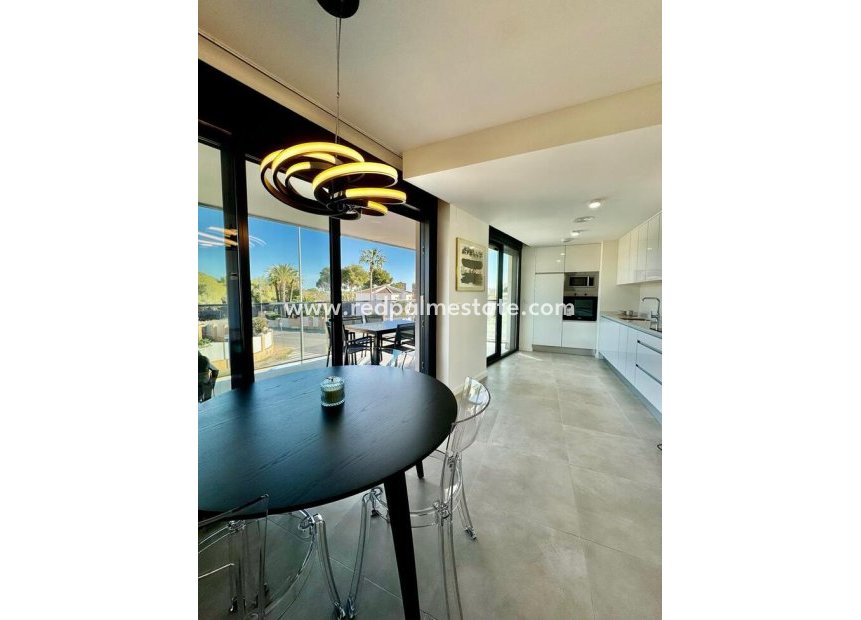 Reventa - Apartmentos -
Orihuela Costa - Dehesa de campoamor