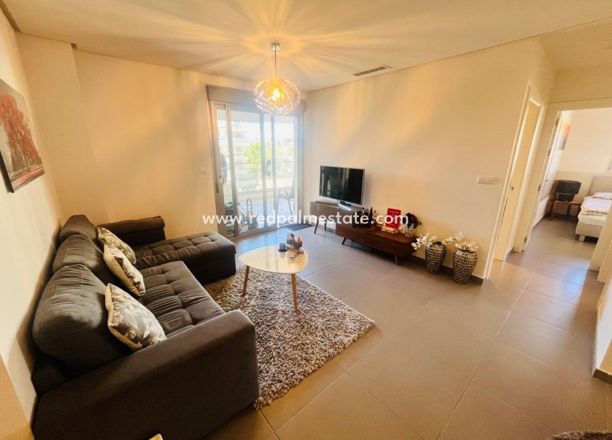 Reventa - Apartmentos -
Orihuela Costa - Inland