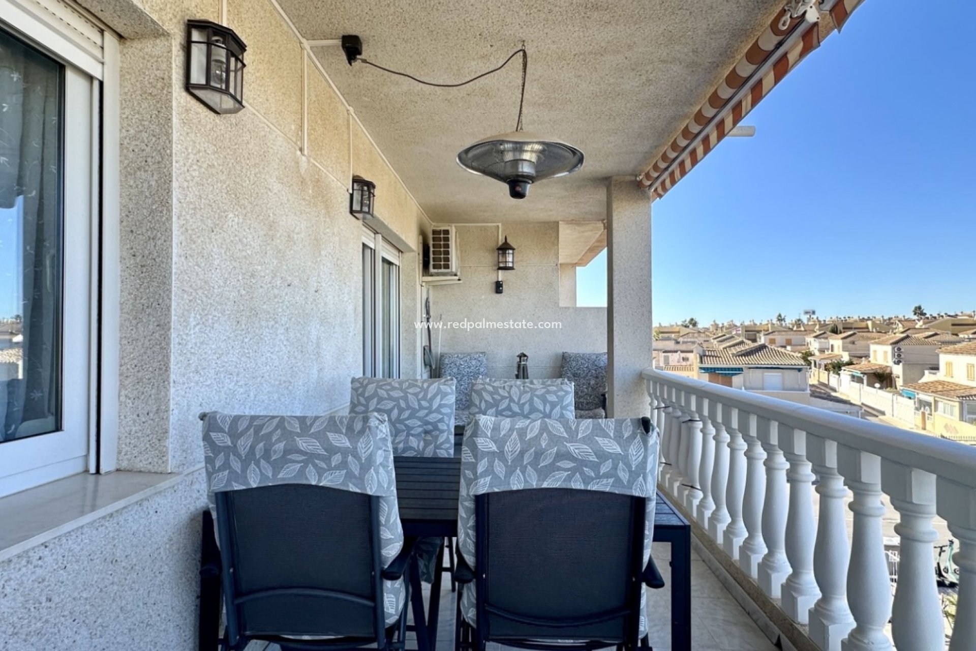 Reventa - Apartmentos -
Orihuela Costa - Inland