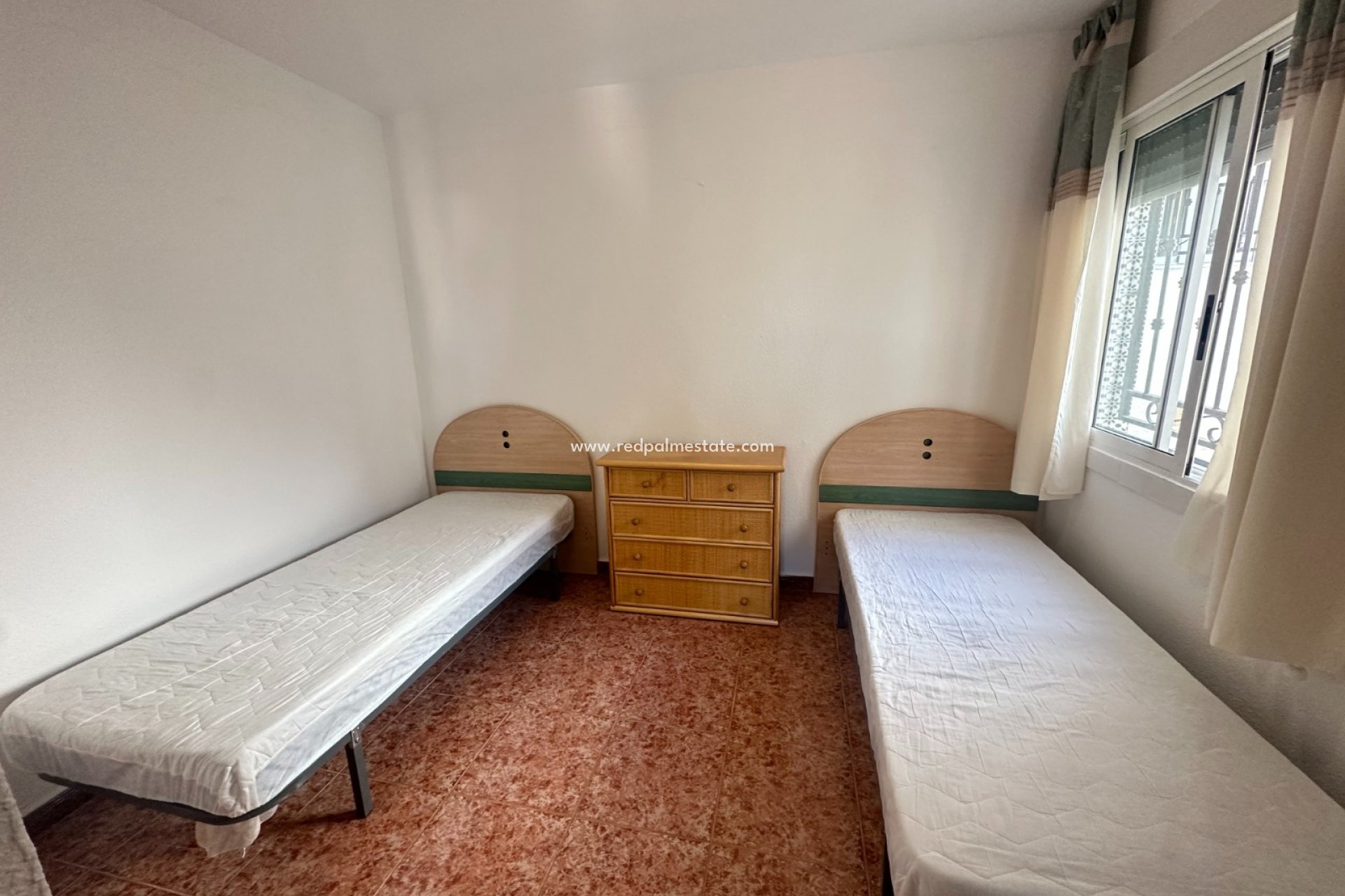 Reventa - Apartmentos -
Orihuela Costa - Inland