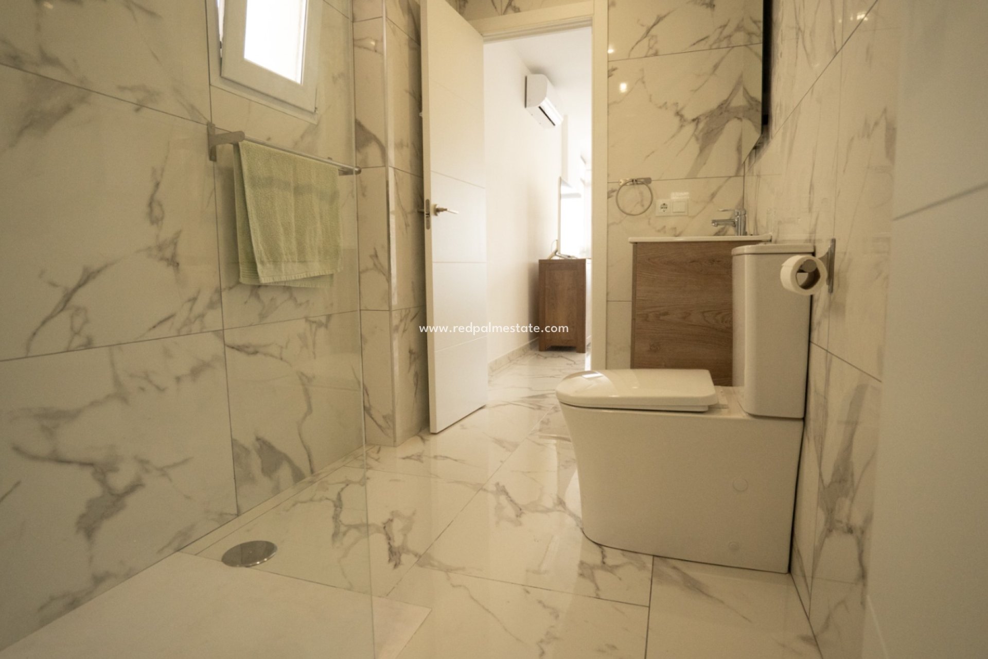 Reventa - Apartmentos -
Orihuela Costa - Inland