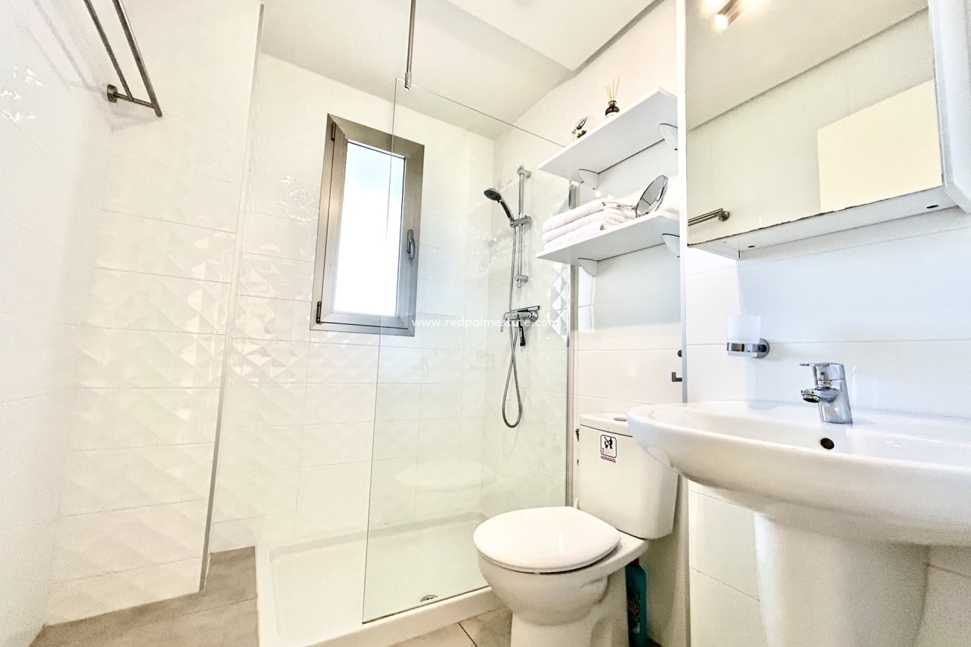 Reventa - Apartmentos -
Orihuela Costa - Inland